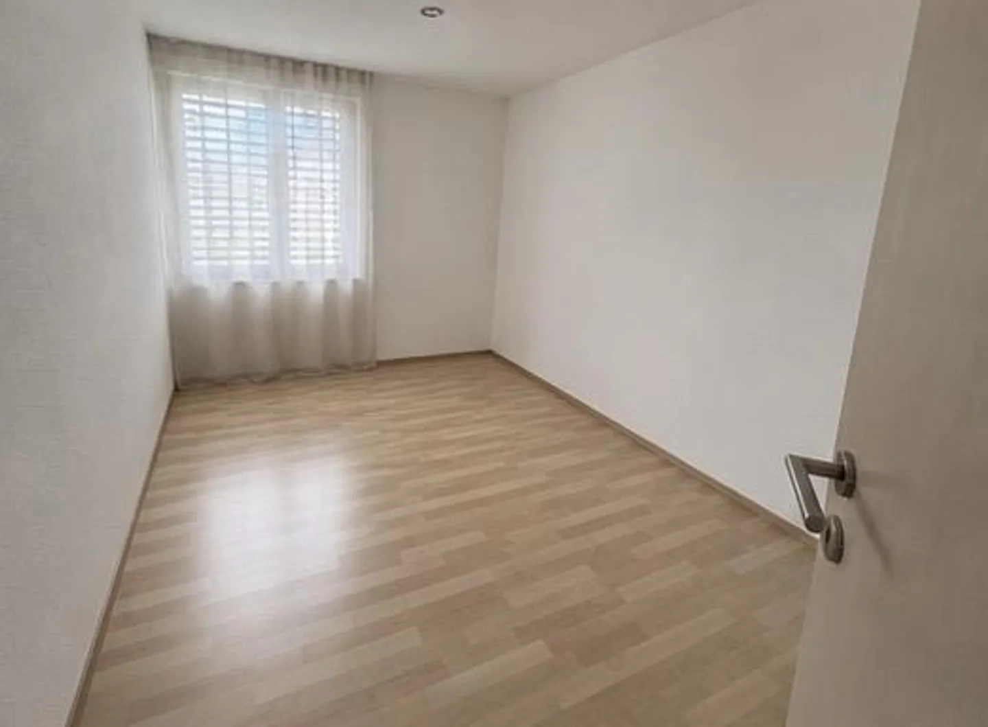 Appartement lumineux de 4,5 pièces avec jardin d'hiver à Vilters - Photo 2 sur 8