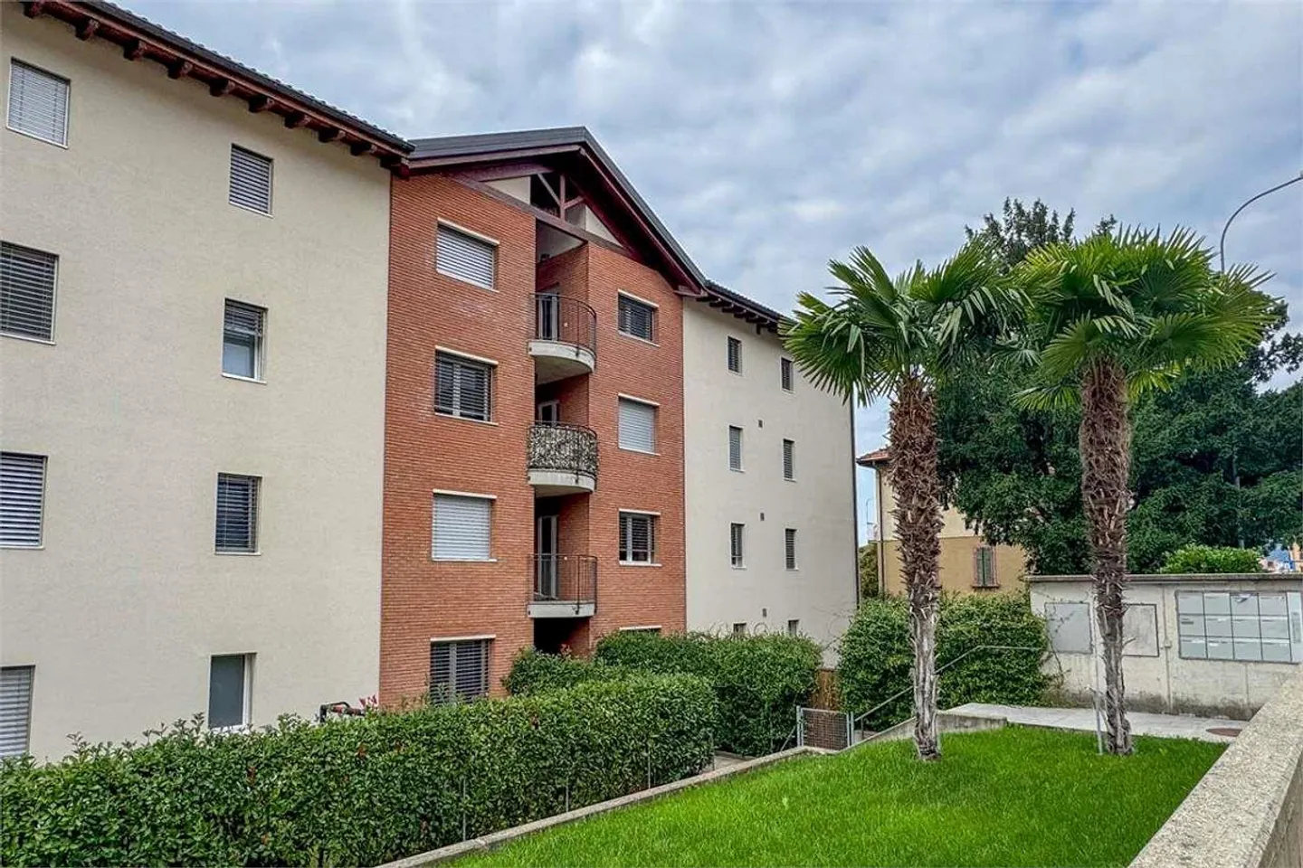 Wohnung 2,5 mit großem Garten und Einkommen - Foto 5 von 10
