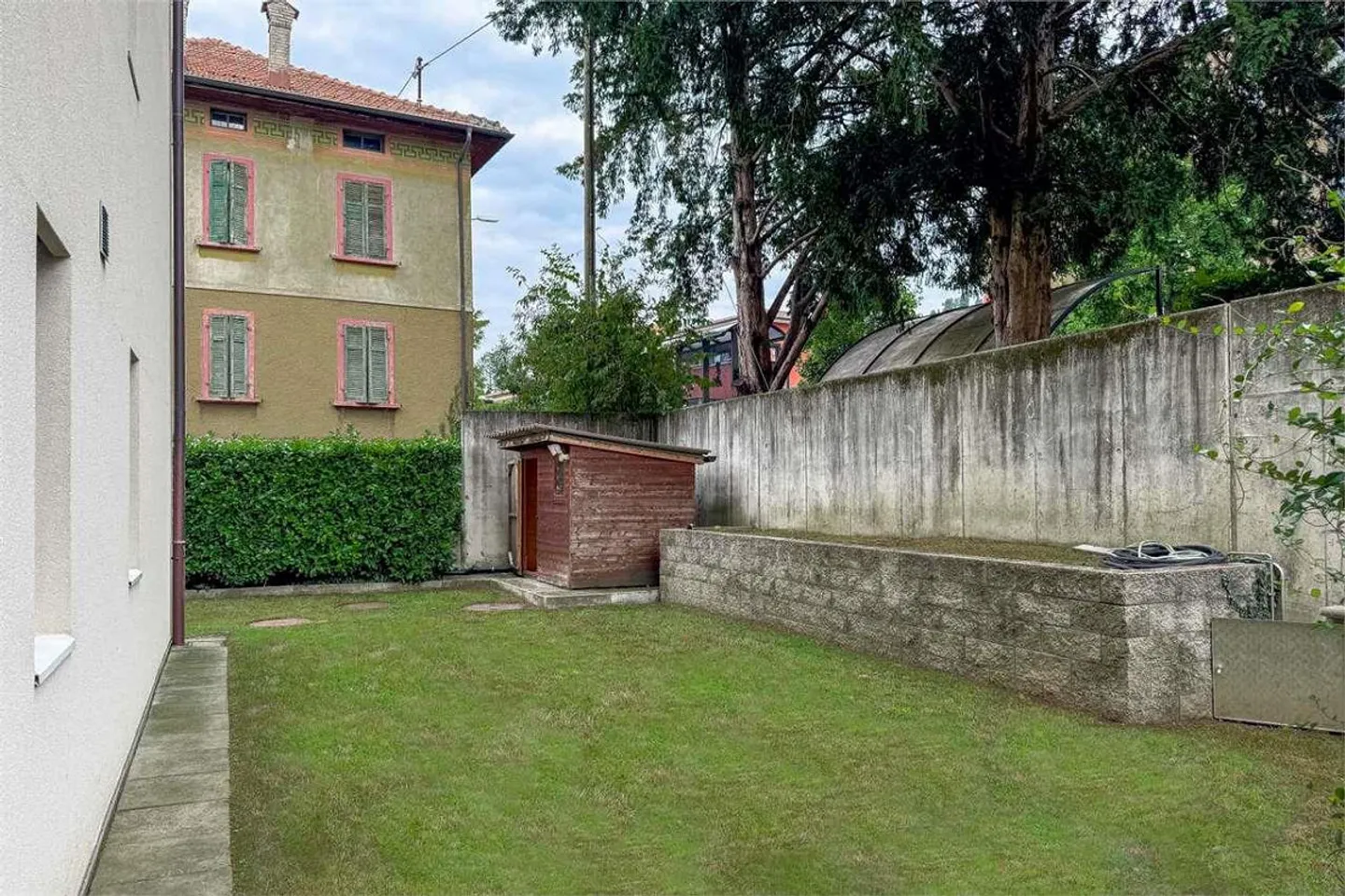 Wohnung 2,5 mit großem Garten und Einkommen - Foto 8 von 10
