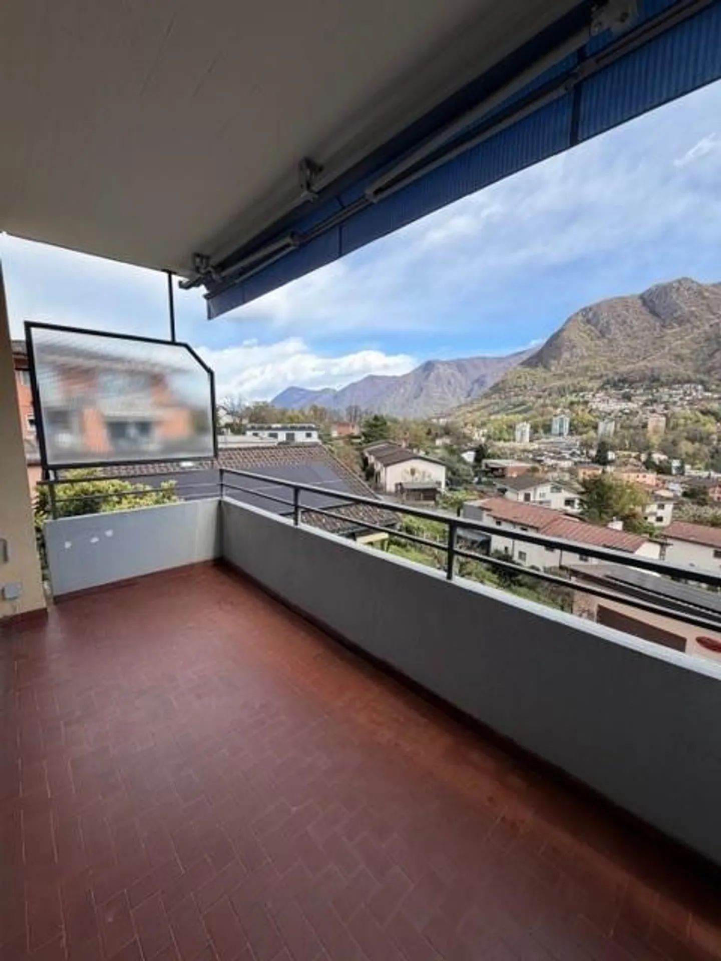 Geräumige und helle 3,5-Zimmer-Wohnung in Collina d'Oro - Foto 16 von 16