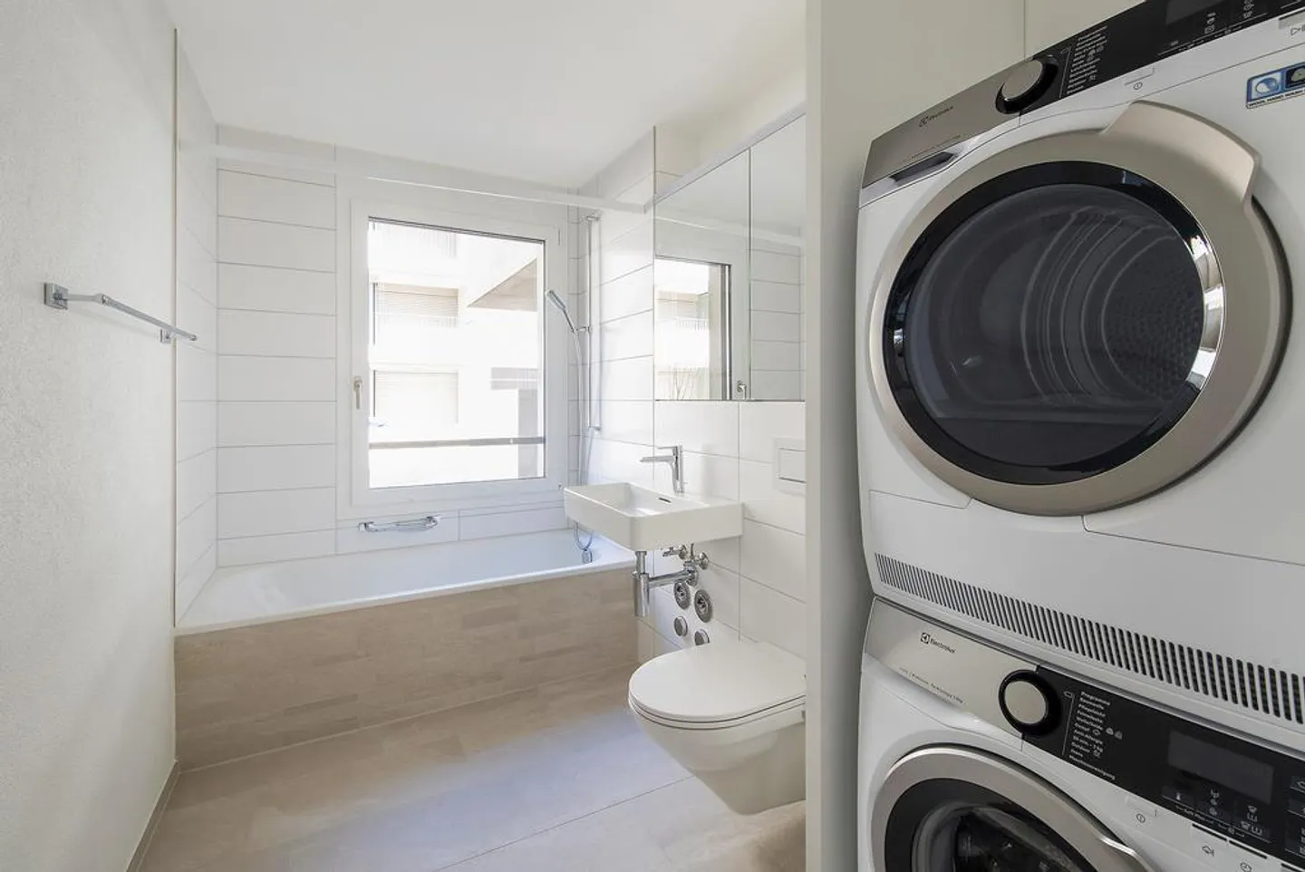 Ampio e moderno appartamento di 2.5 locali nel complesso residenziale 'Zum Park' - Foto 7 di 9