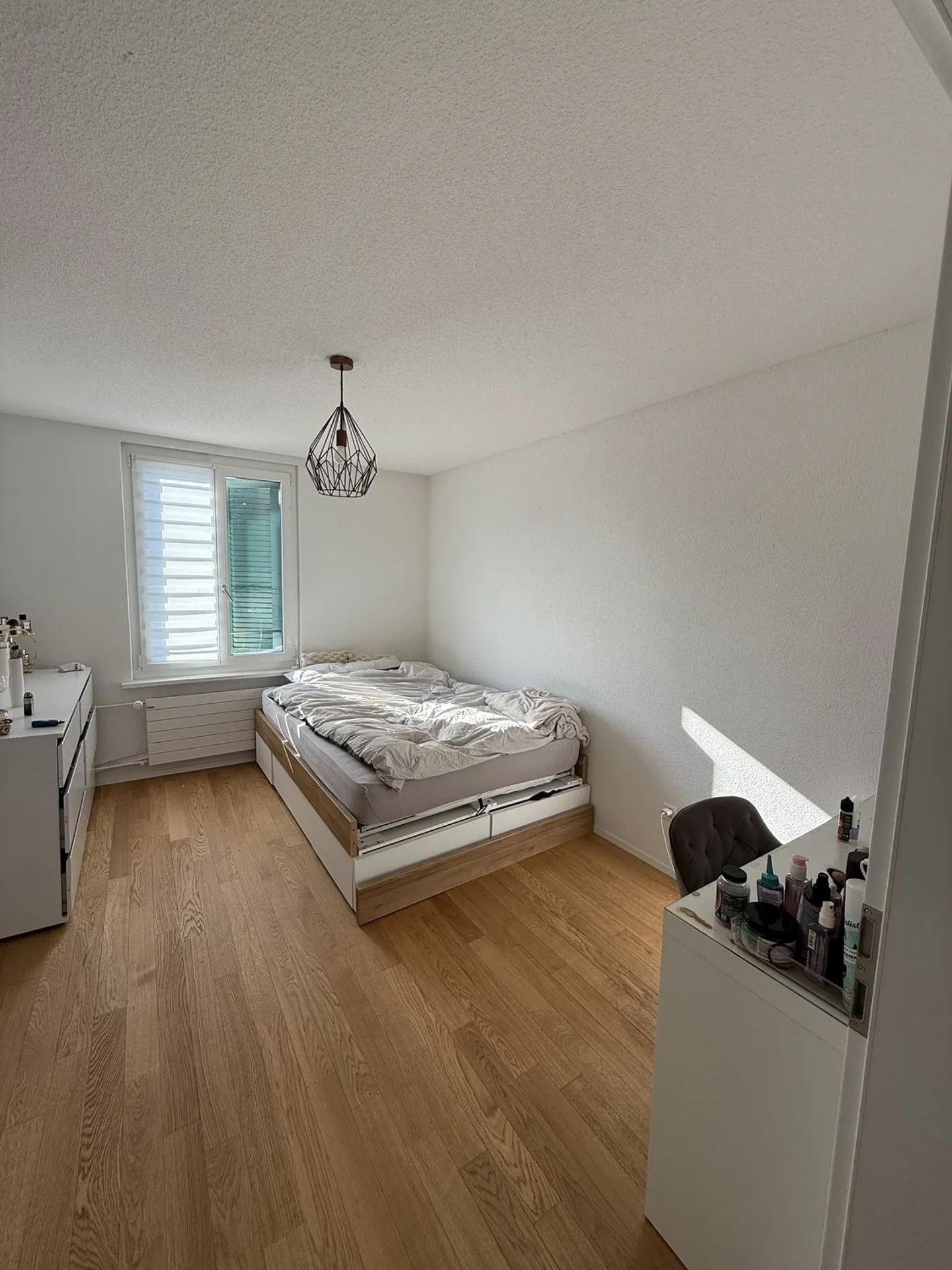 Modern 3.5-room apartment in a charming property - Photo 7 of 10