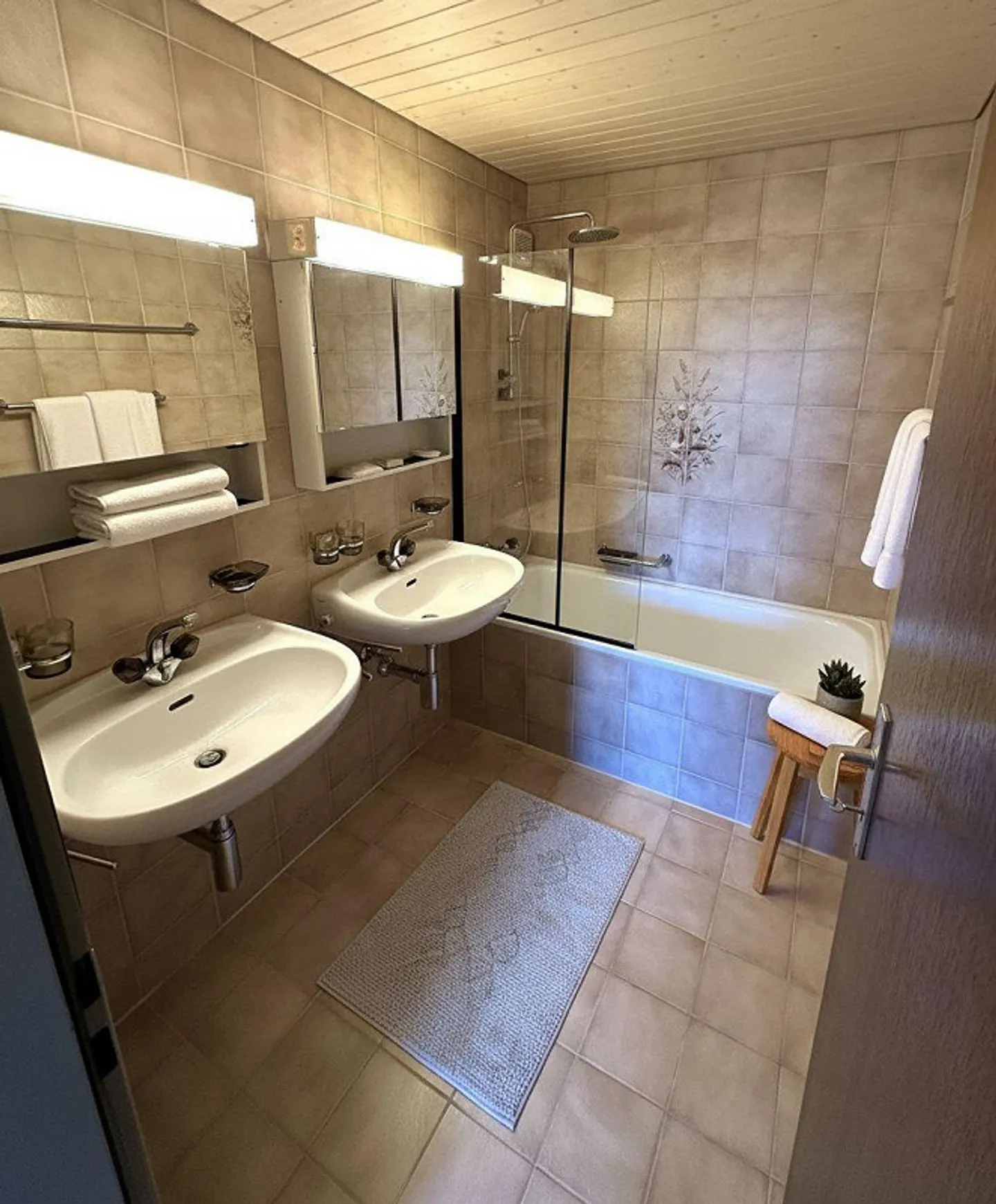 148 m². Lots of light. Lots of space. Lots of home. - Photo 6 of 11