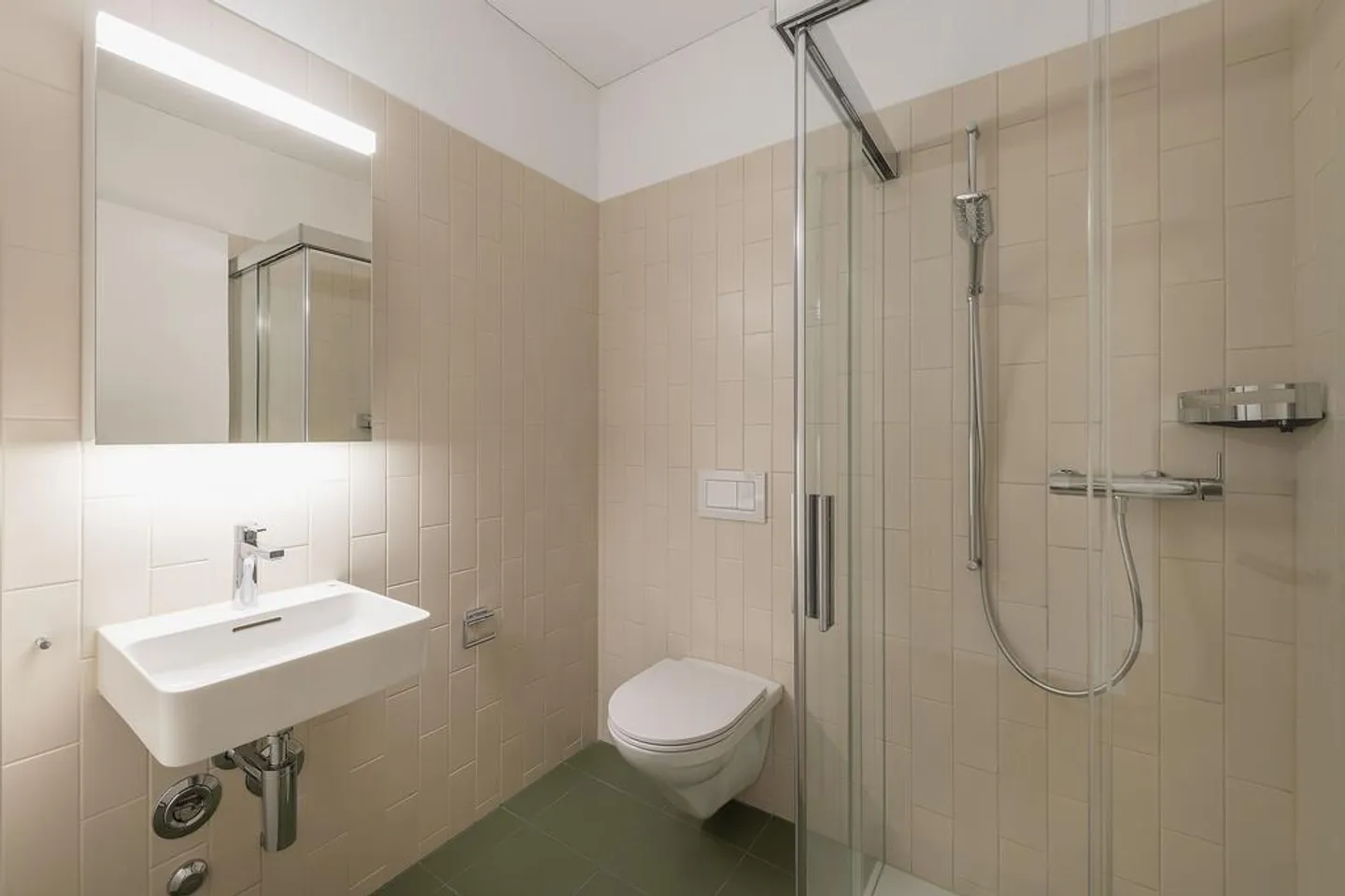 Appartement moderne de 4,5 pièces - Photo 3 sur 10
