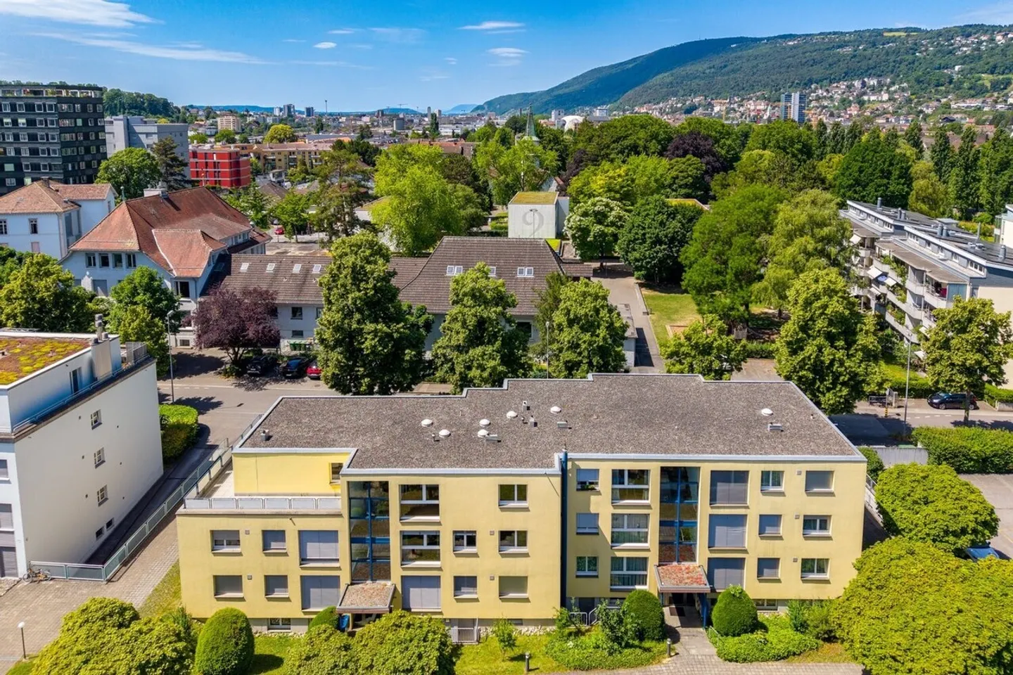 Appartamento tranquillo di 4,5 stanze nel verde - Foto 11 di 11