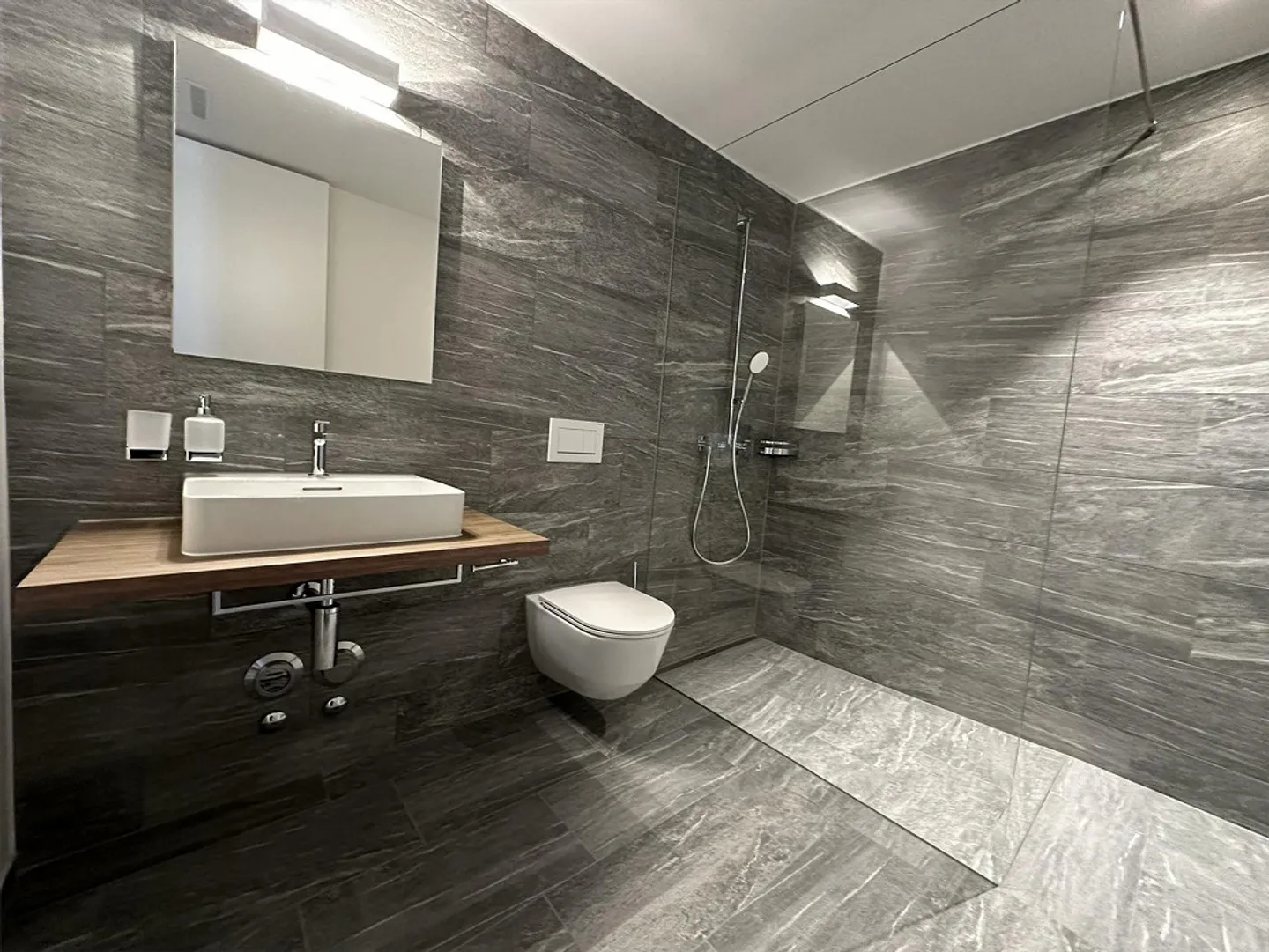 Luxuswohnung in Toplage - Foto 8 von 10