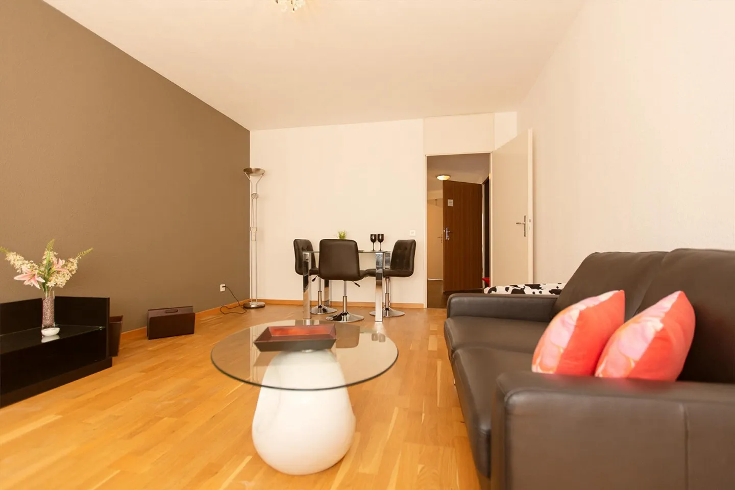 Furnished 2.5-room apartment with service - Basel St. Johann / Novartis Campus - Photo 4 of 9