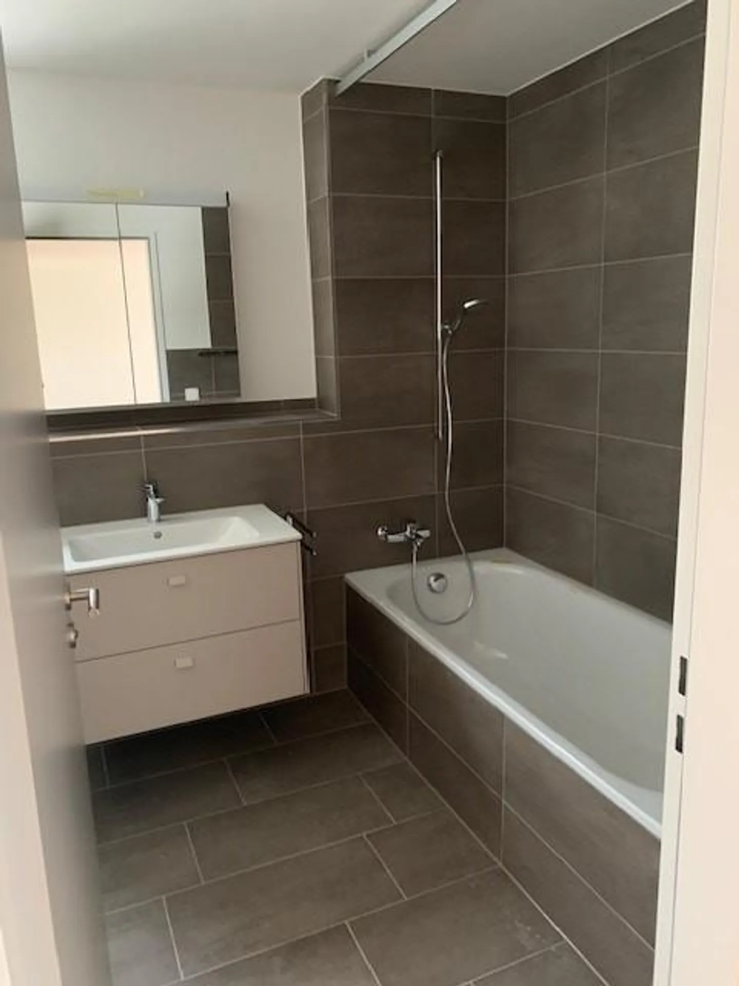 Charmante appartement 2.5 pièces à Rumlikon - Photo 3 sur 6