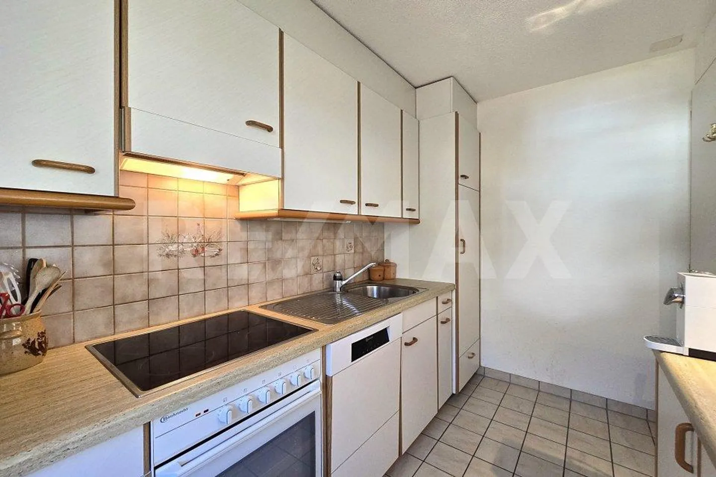 Cozy 3.5-room apartment in a prime location in Leukerbad - with unobstructed views - Photo 7 of 13