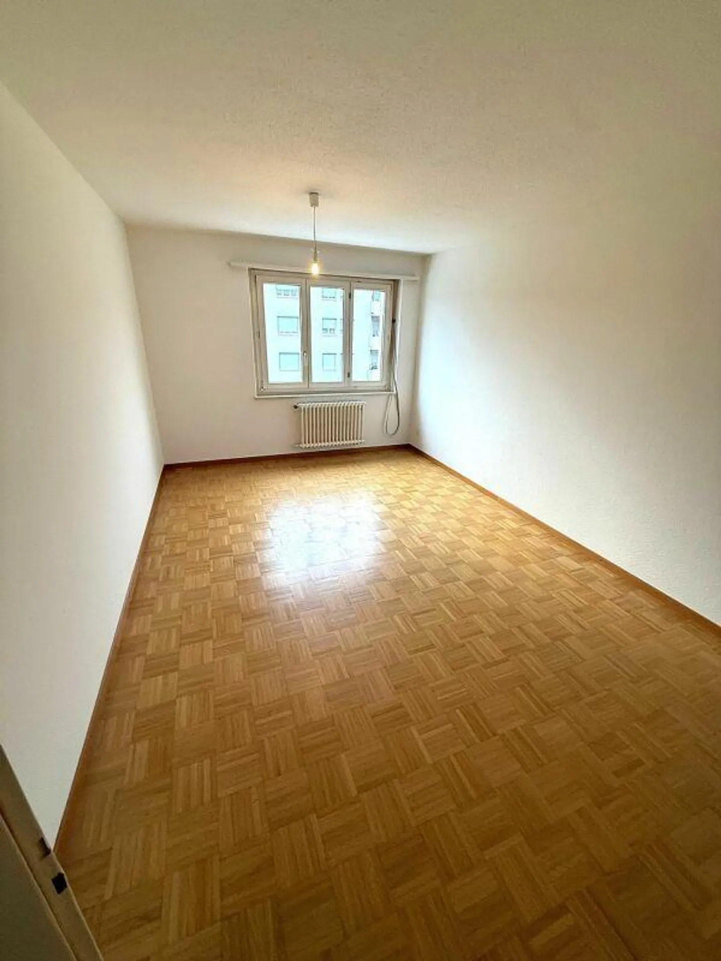 Bright 3.0 room apartment for rent - Photo 2 of 6