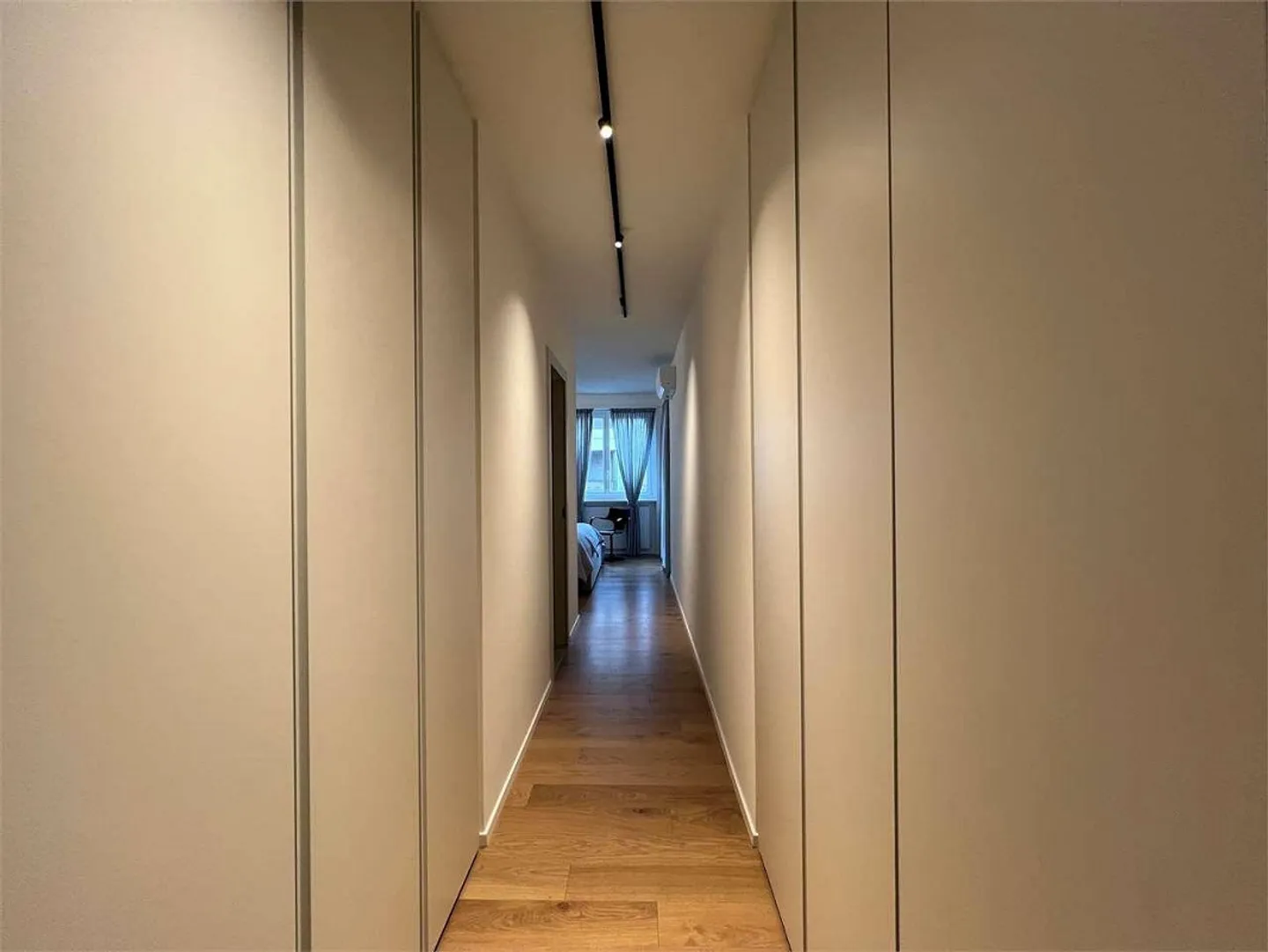 Appartamento ristrutturato con vista lago - Foto 13 di 13