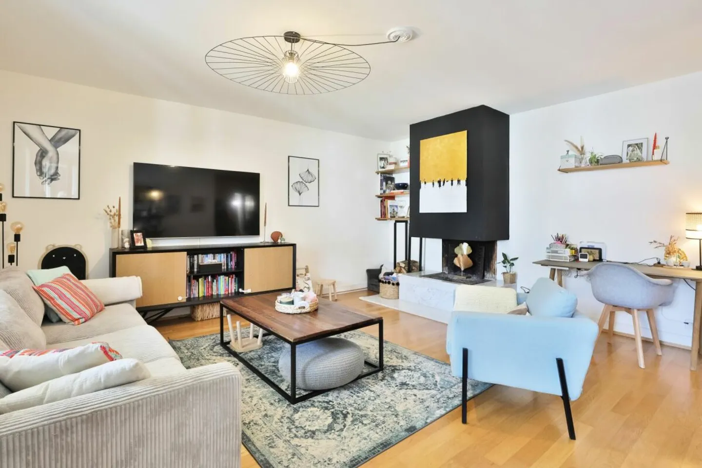 Hameau de Villette - Spacieux appartement 5 pièces avec véranda - Photo 1 sur 10