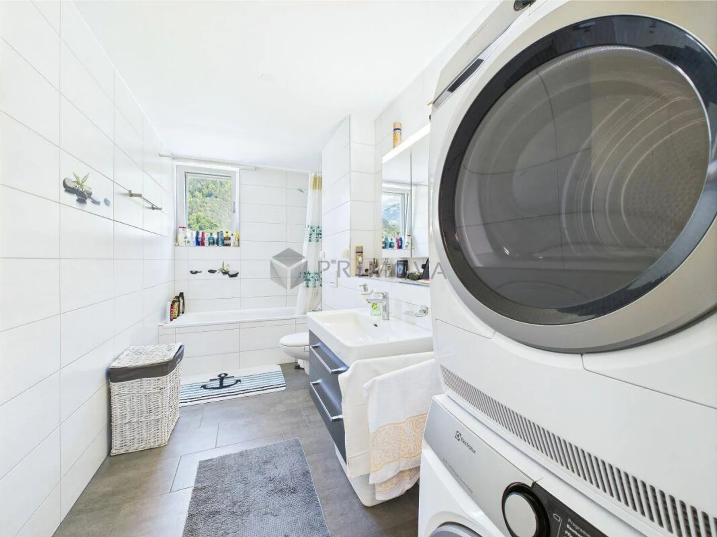 Felicità in cima inclusa: La tua casa elegante nel cuore di Uri - Foto 6 di 10