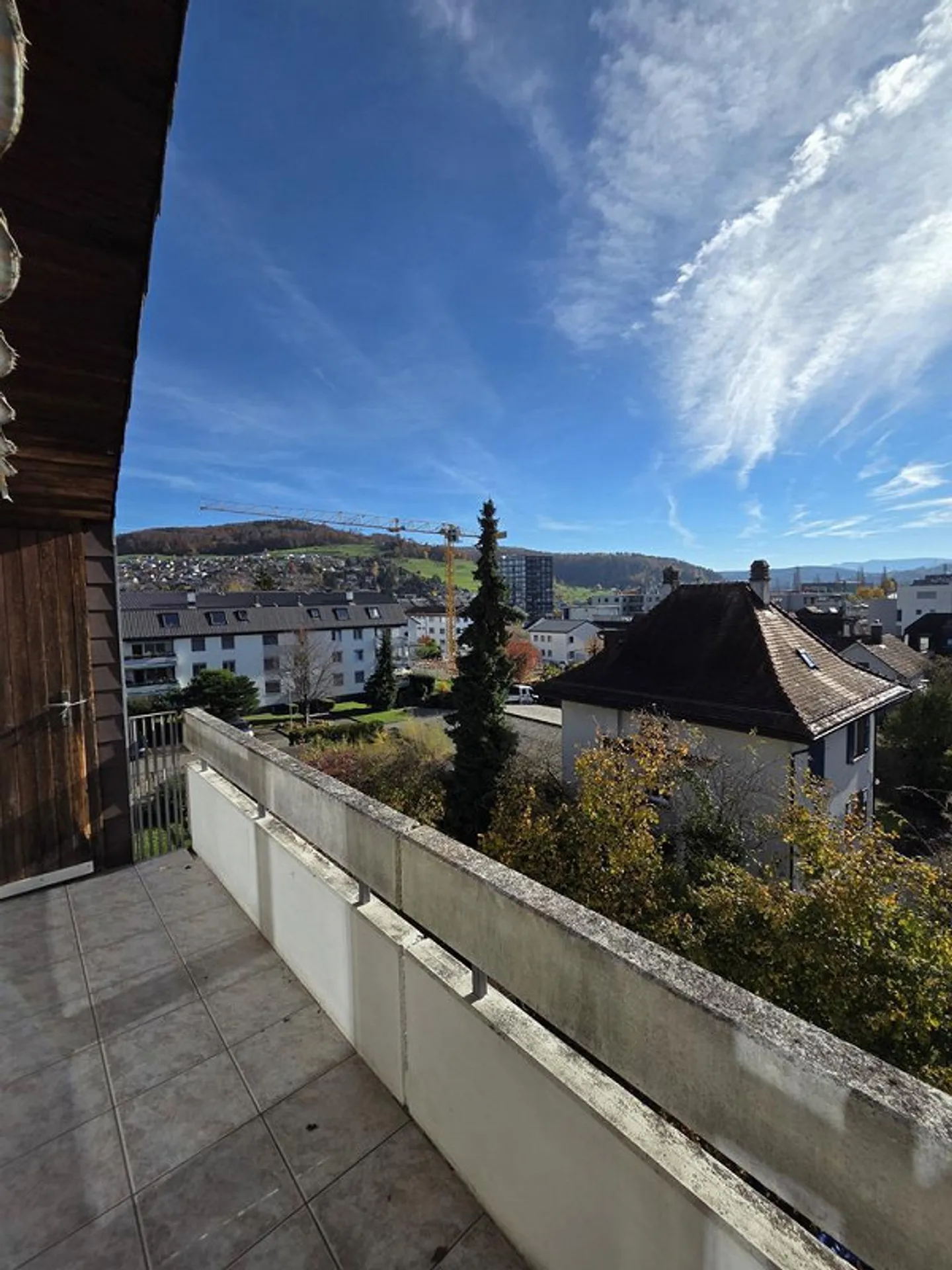 Appartamento mansardato luminoso e spazioso + affitto gratuito - Foto 8 di 8