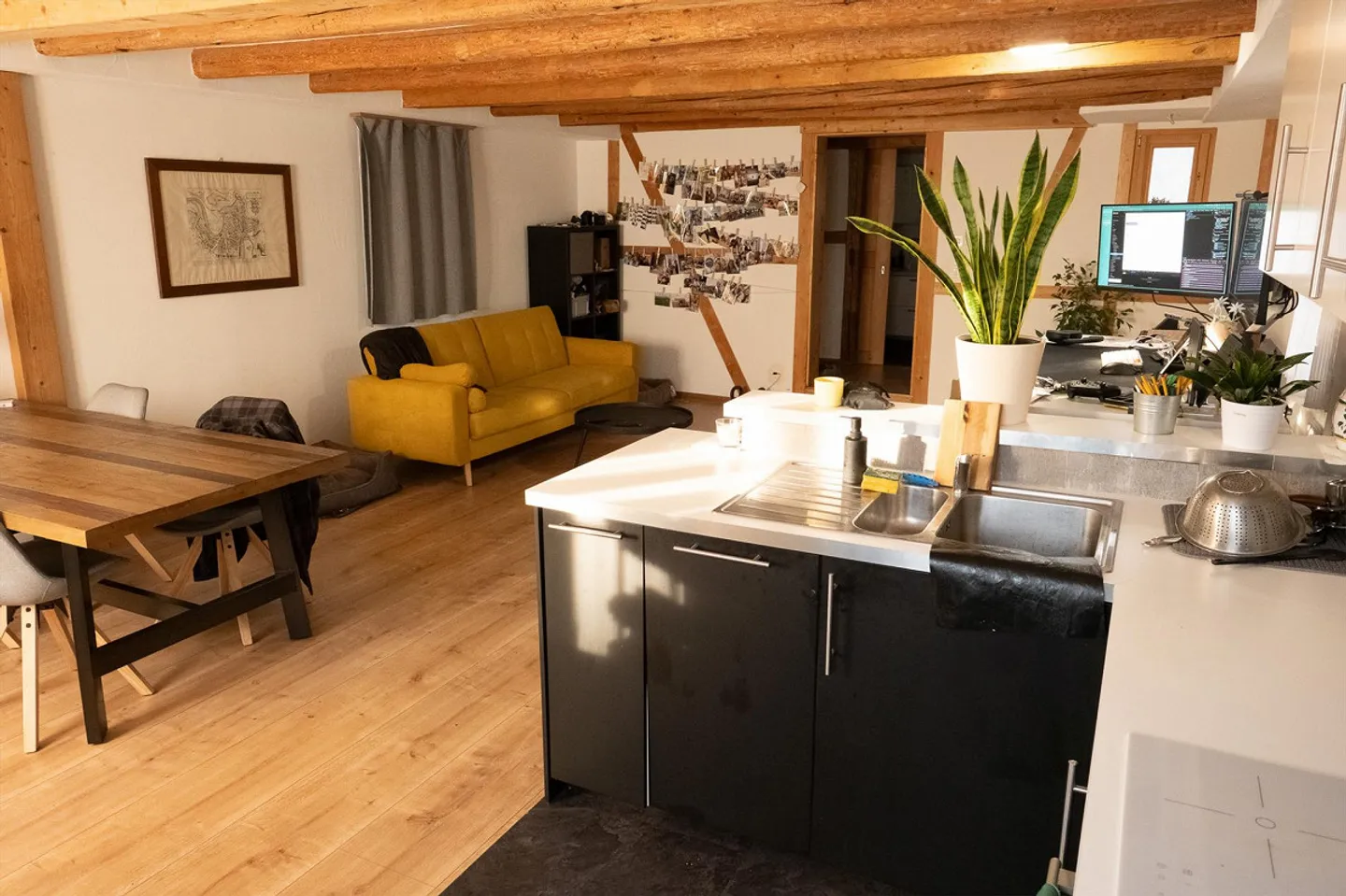 Charmante 2.5-Zimmer-Wohnung mit eigenem Sitzplatz  in Langnau am Albi - Foto 6 von 15