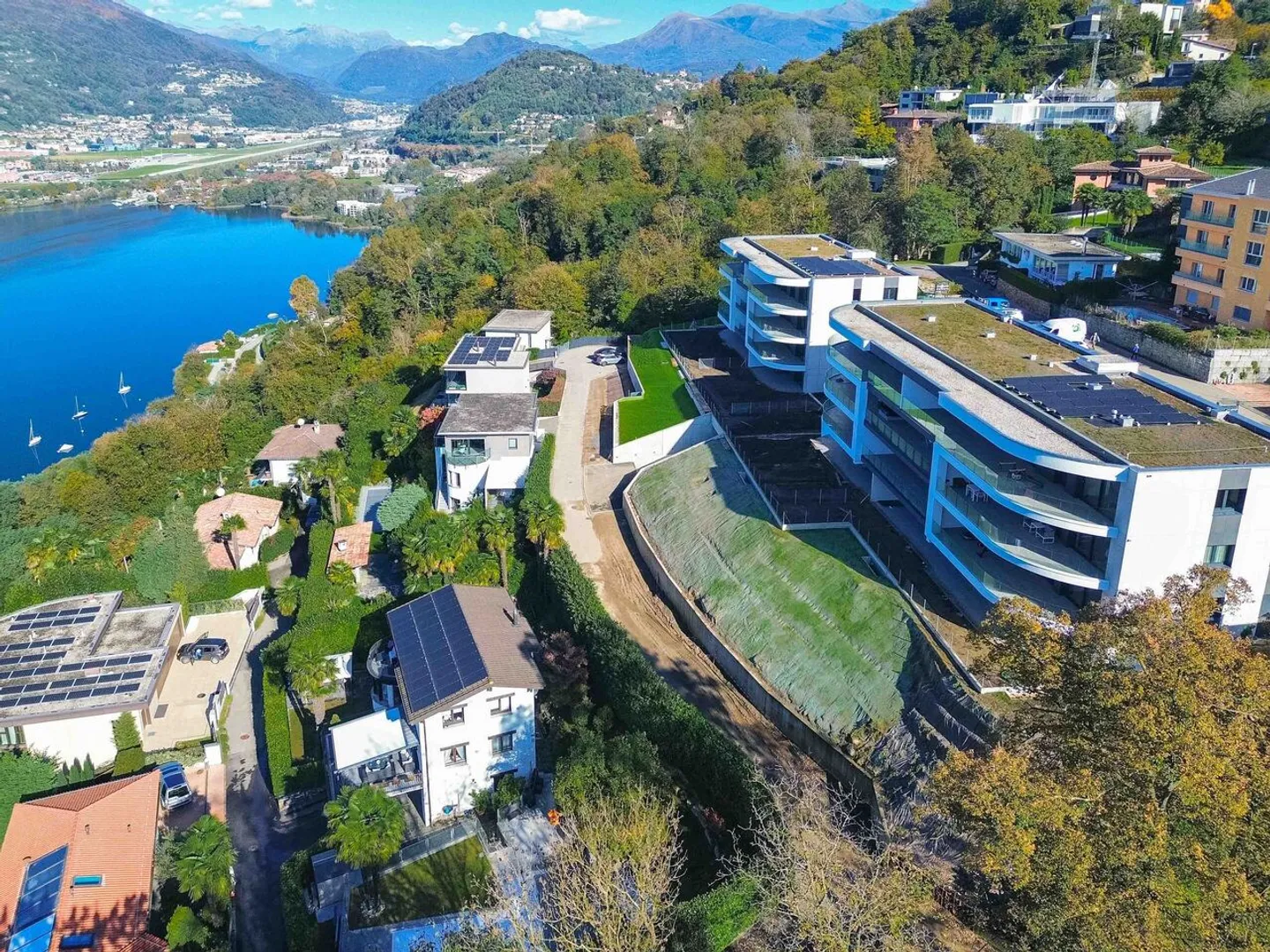 Neue 2.5-Zimmer-Wohnung mit Seeblick und Garten in Montagnola - Foto 5 von 6