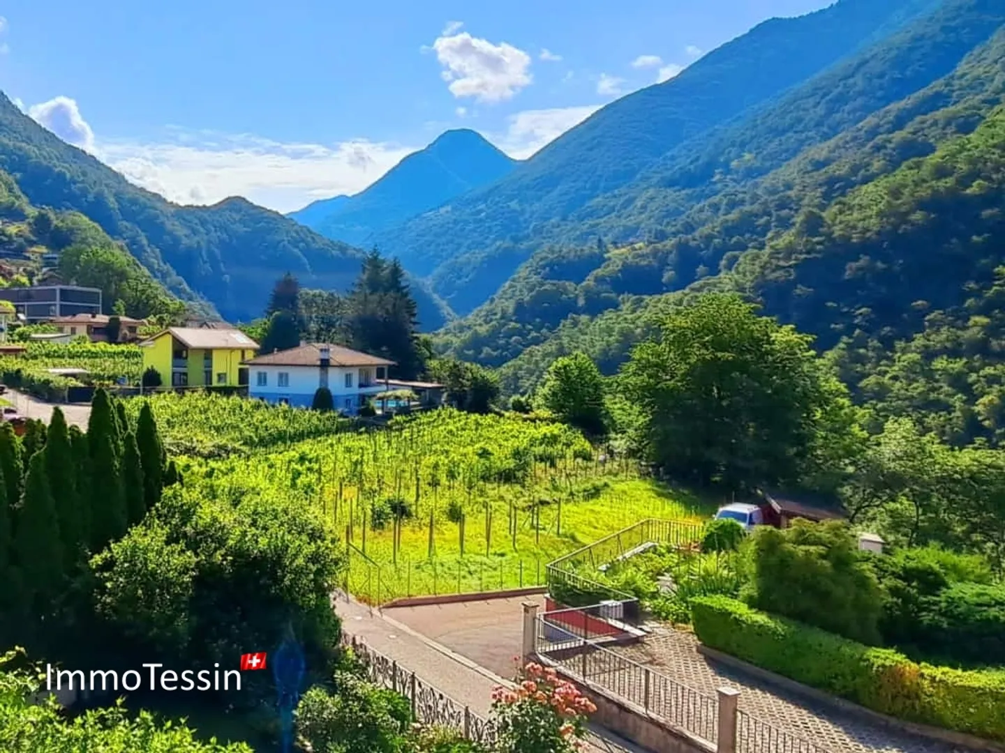 TOP PRICE: Building land in a quiet location with a beautiful view of the mountains - Photo 1 of 3
