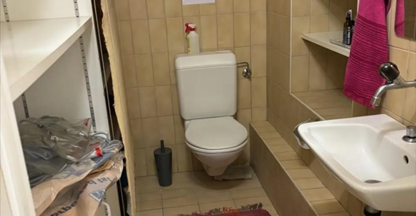 Commerce - Photo 1 of 6