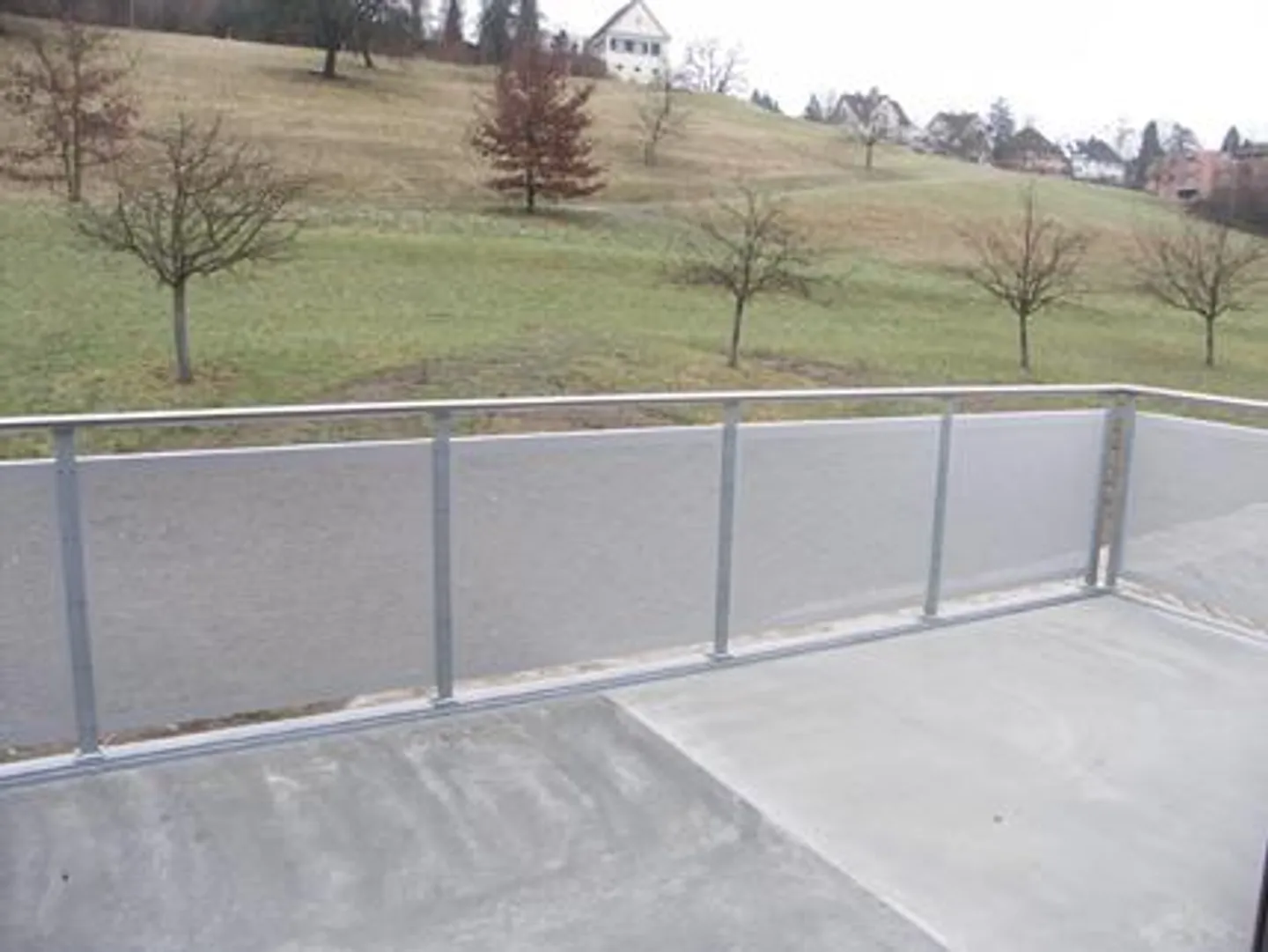 Appartement sous les combles de 3,5 pièces confortable - Photo 6 sur 8