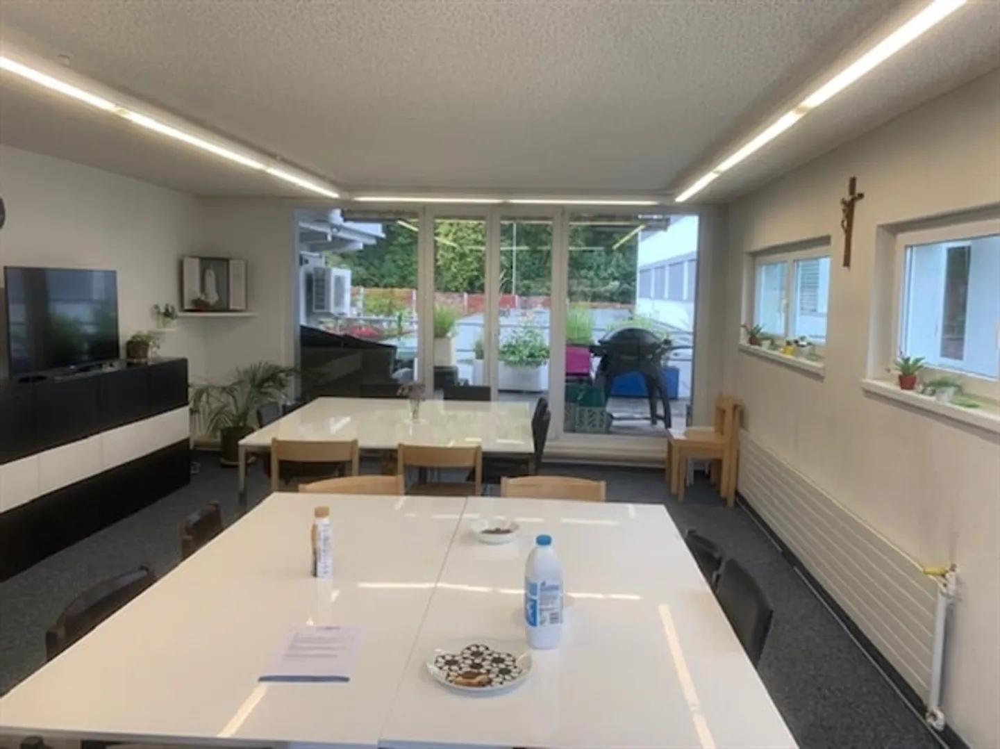 Versatile office building for rent in Soodring Adliswil - Photo 7 of 11