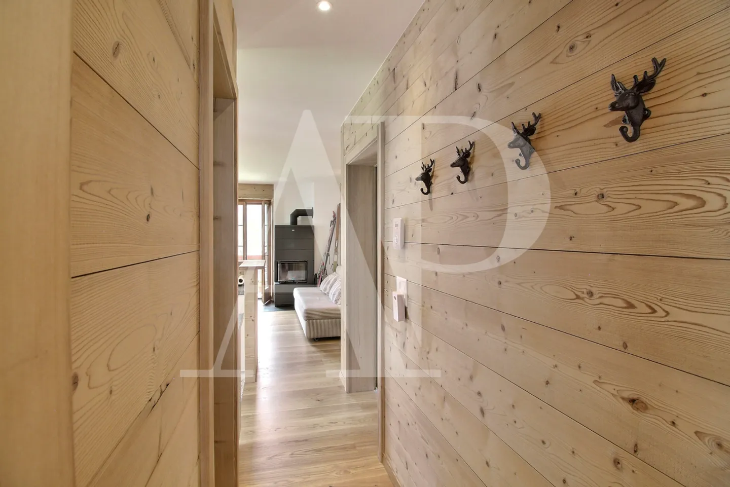 For rent in the winter season in the center of the village - Photo 7 of 16