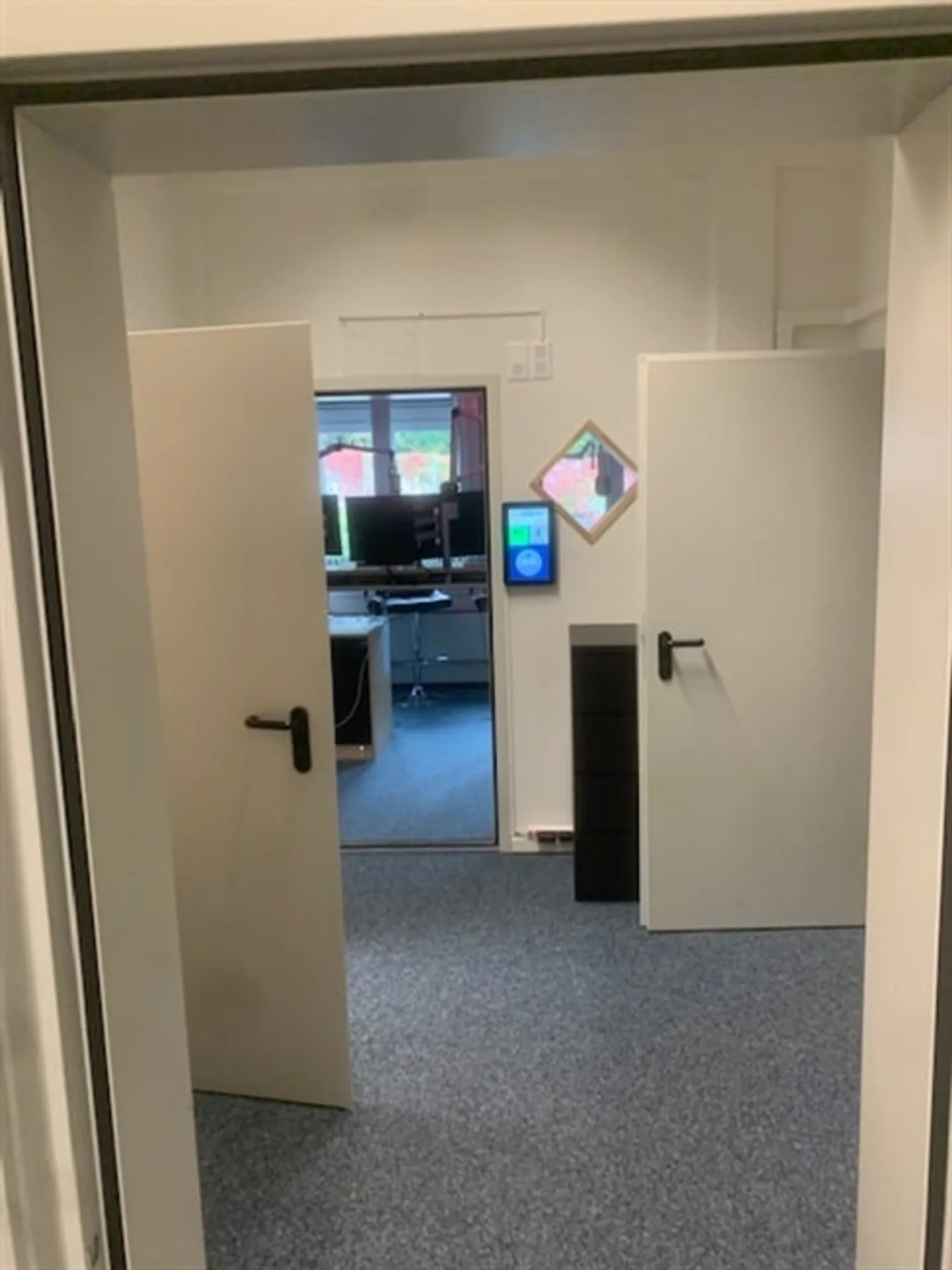 Versatile office building for rent in Soodring Adliswil - Photo 10 of 11