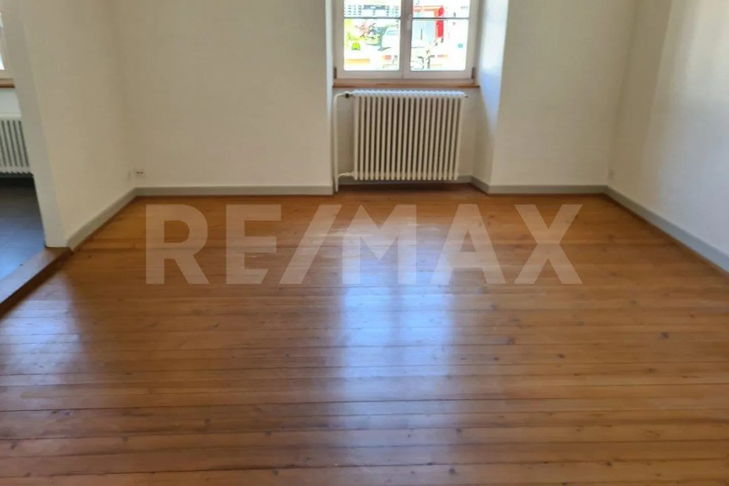 4 1/2-Room House Part - Photo 8 of 10