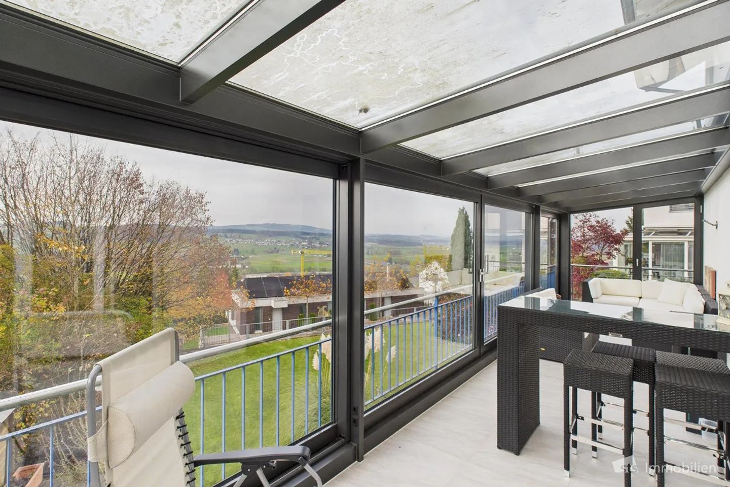 Detached Family Home with a View - Photo 6 of 18