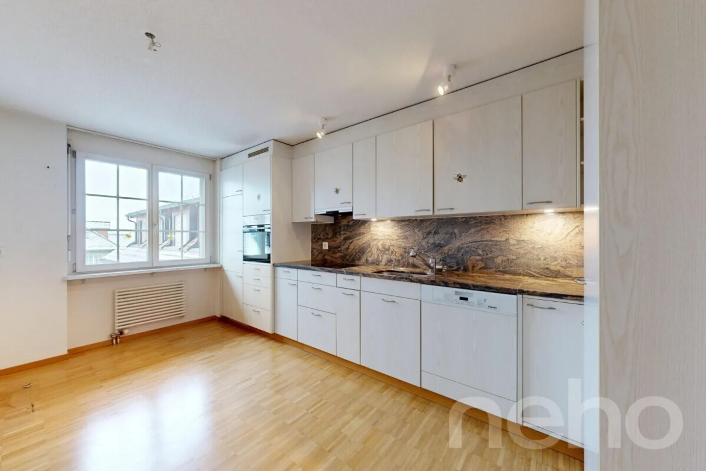 Charmante appartement de 5,5 pièces avec potentiel au cœur de Weinfelden - Photo 11 sur 12