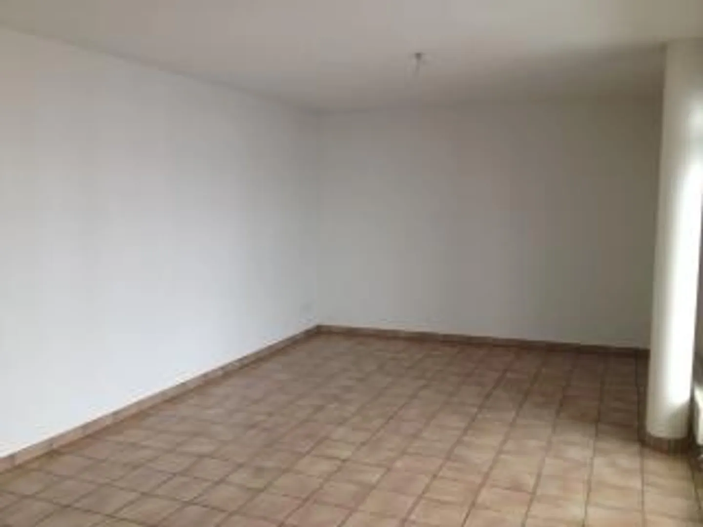 Charmante Wohnung mit Bergblick - Foto 3 von 5