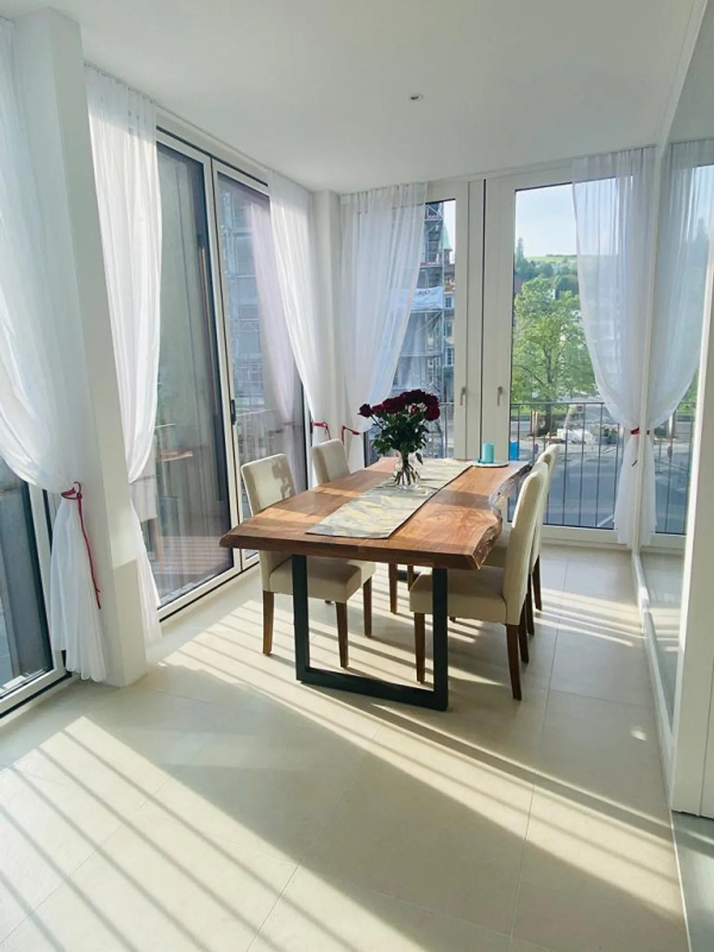 Appartamento moderno di 3,5 locali con alto standard nel centro di Kriens - Foto 4 di 9
