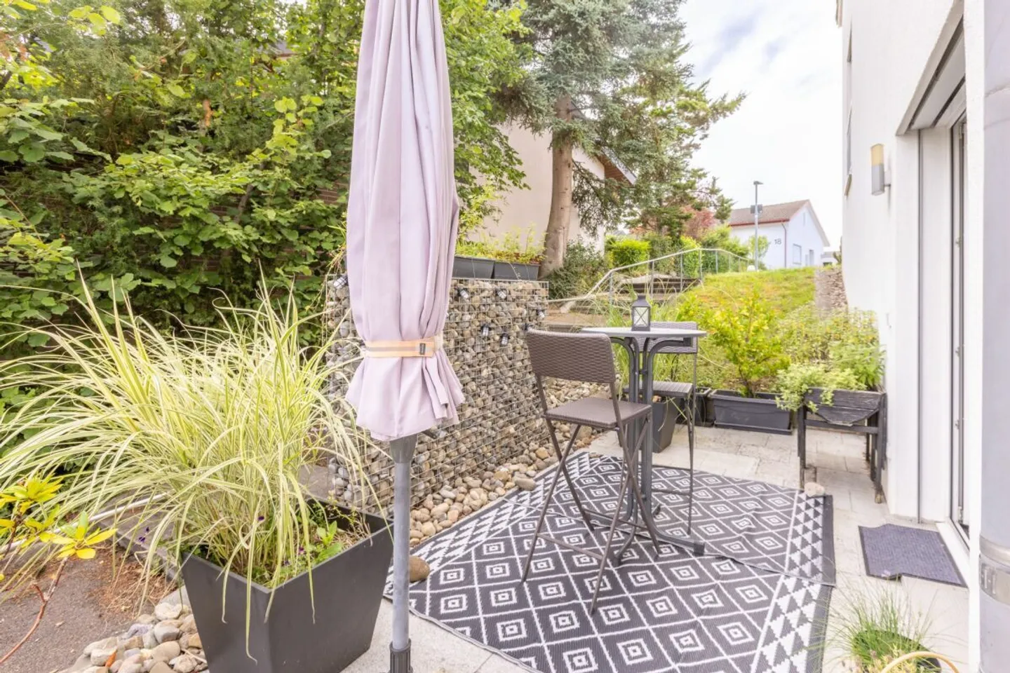 Exclusive 5.5-room terrace apartment - Premium Rhine view in Büsingen am Hochrhein - Photo 9 of 42