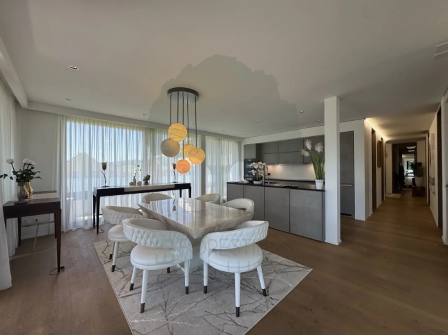 Stunning 5.5-room apartment of 170 m² with terrace of 62 m² - Photo 10 of 20