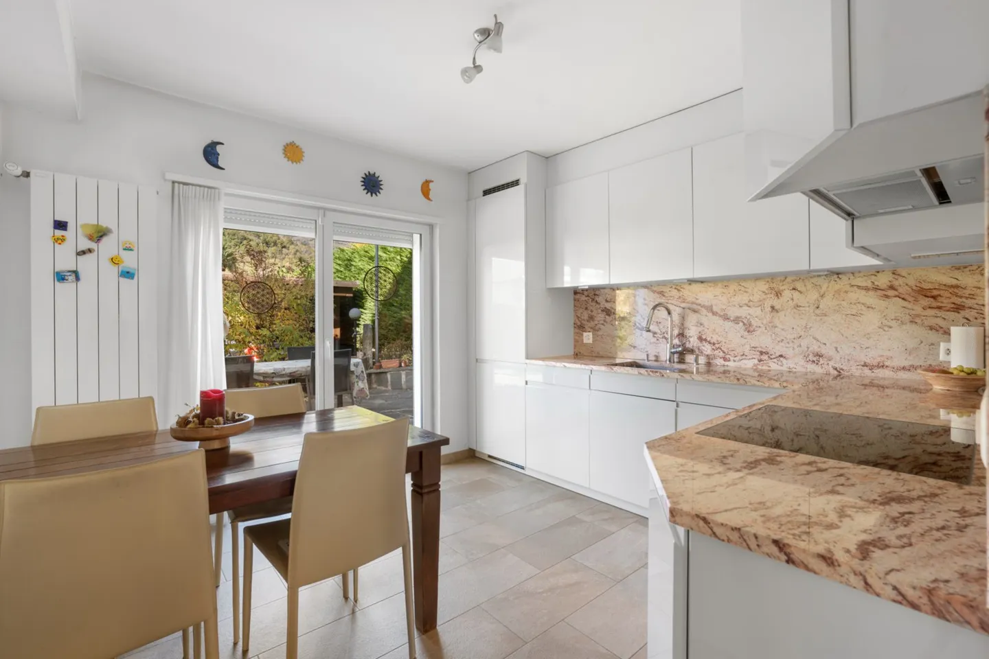 Villa Charmante avec Potentiel - Photo 10 sur 13