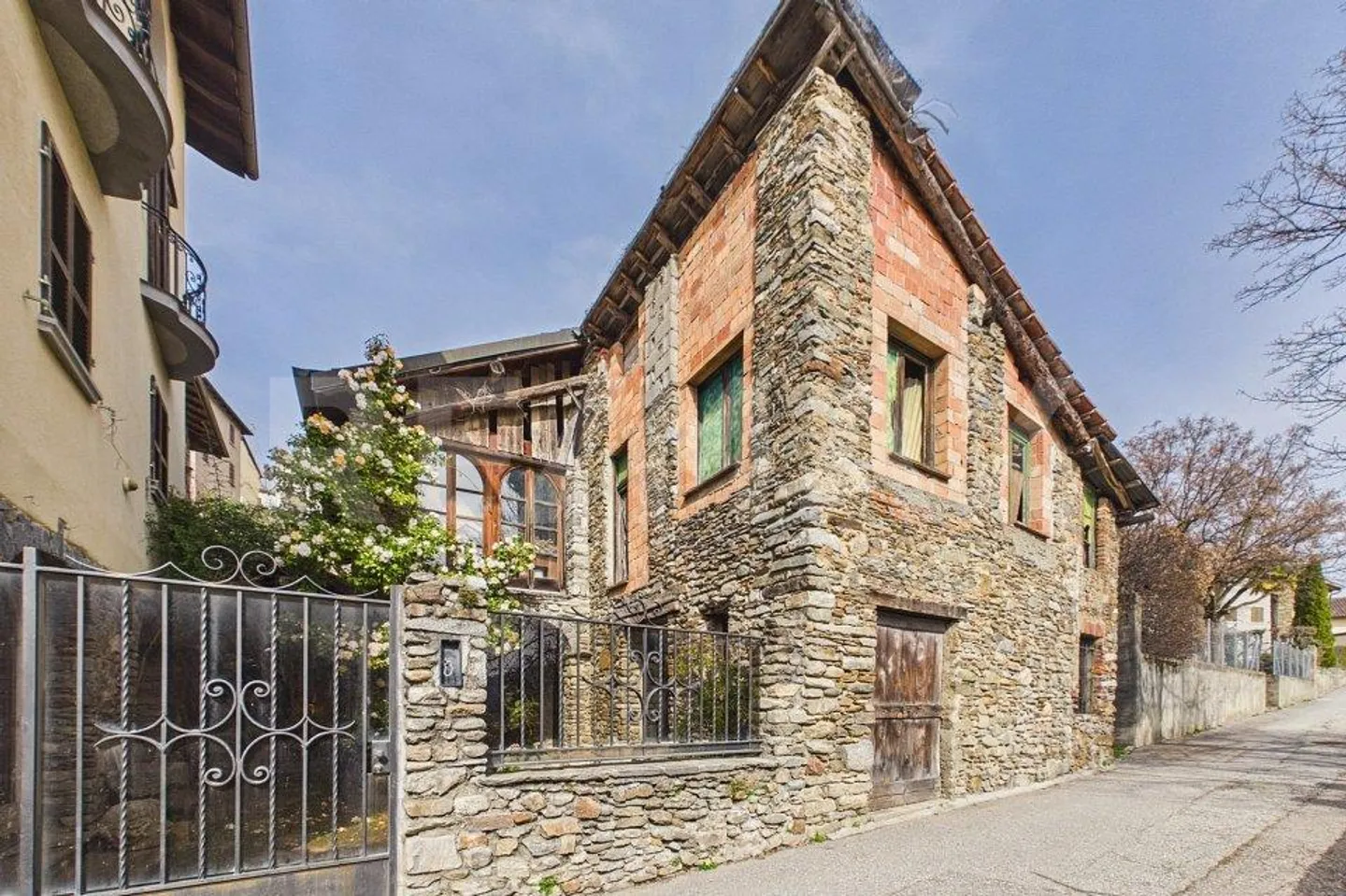 Rustico im Dorfkern mit Charme und offener Aussicht - Tradition Tessiner... - Foto 4 von 13