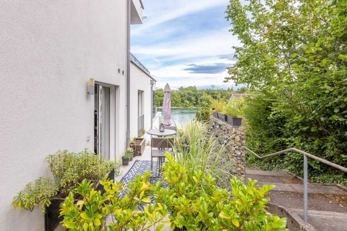 Exclusive 5.5-room terrace apartment - Premium Rhine view in Büsingen am Hochrhein - Photo 11 of 42