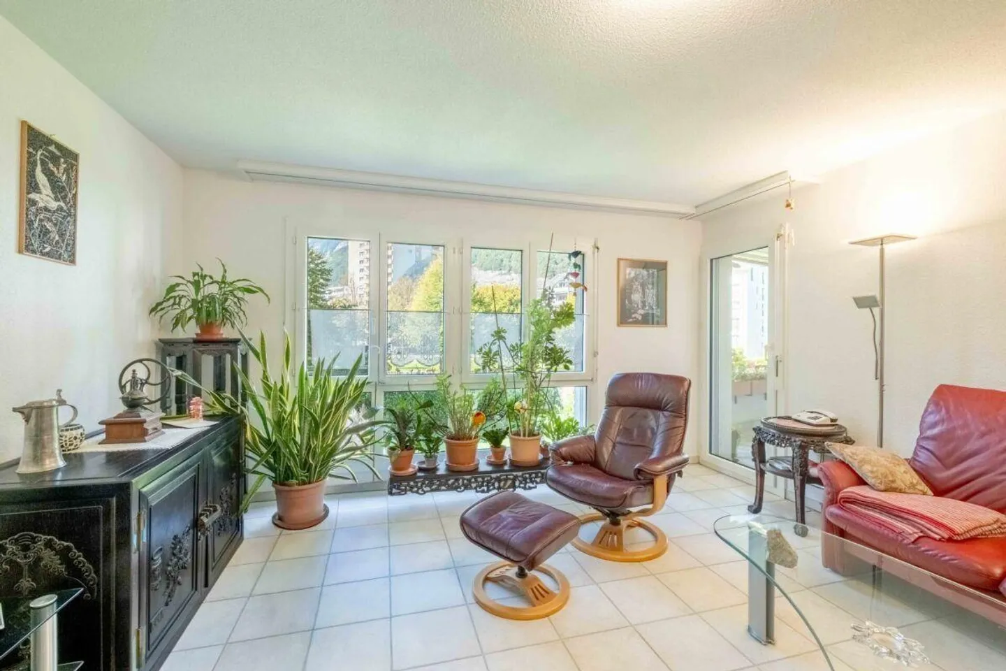 Space for the whole family - Photo 2 of 14