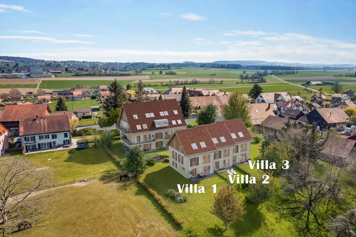 Semi-detached house for sale - Photo 2 of 13