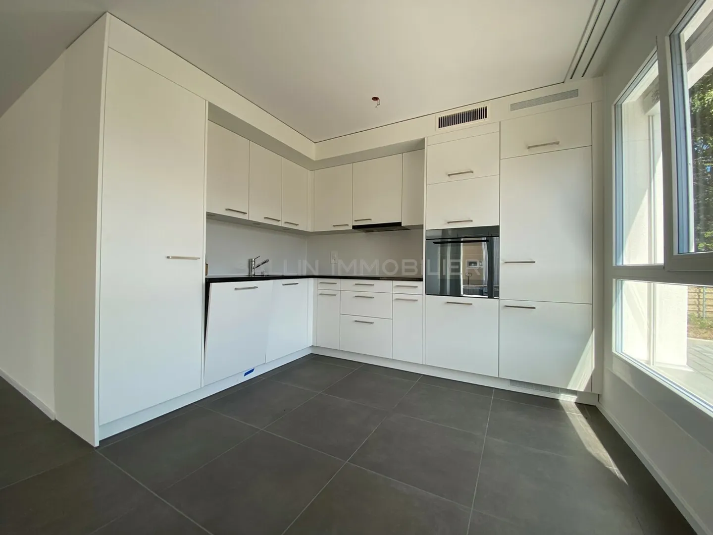 Appartement 4.5 pièces - Photo 2 sur 6