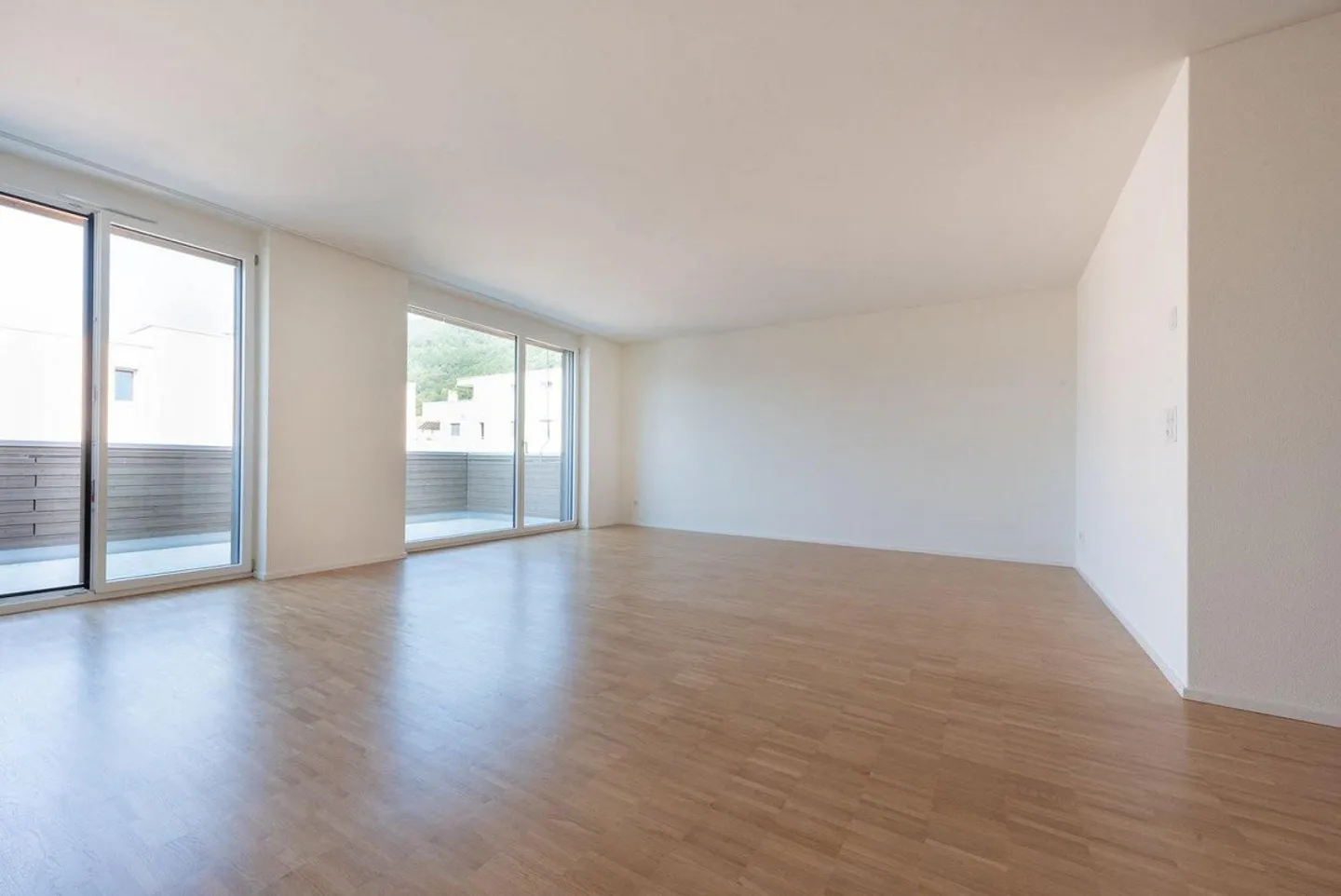 Moderne 3.5-Zimmerwohnung - Foto 3 von 8