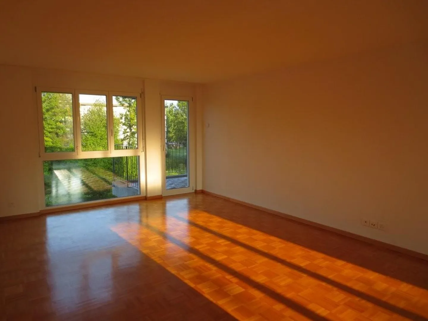 Cozy 3.5-room apartment with balcony in a quiet location in Subingen - Photo 4 of 7