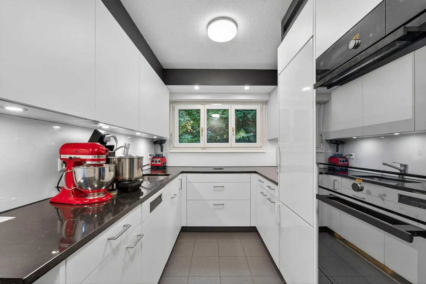 Appartement spacieux de 3½ pièces dans un emplacement privilégié - Photo 8 sur 13