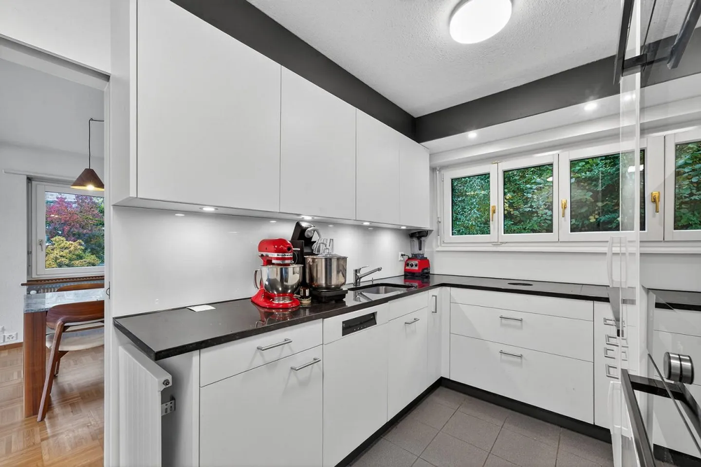 Appartement spacieux de 3½ pièces dans un emplacement privilégié - Photo 9 sur 13