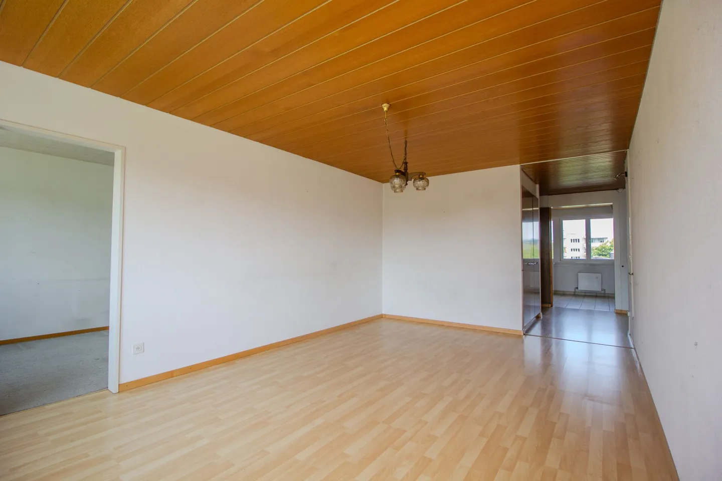 Vivere a prezzi accessibili con garage incluso - Foto 7 di 13