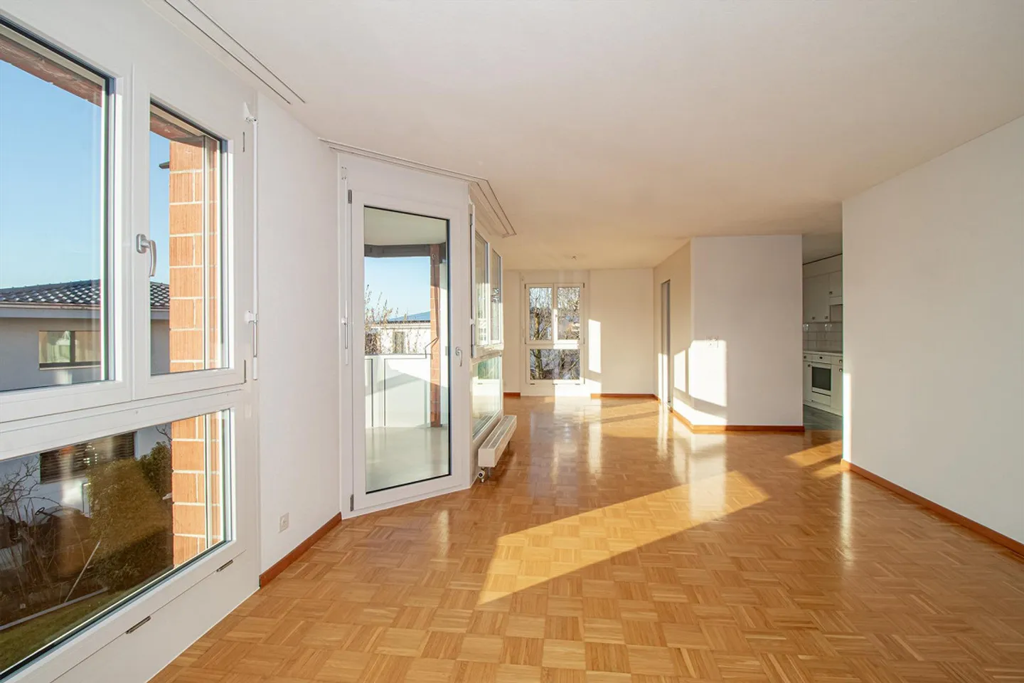 Bellissimo appartamento di 4½ stanze vicino al lago - Foto 3 di 13