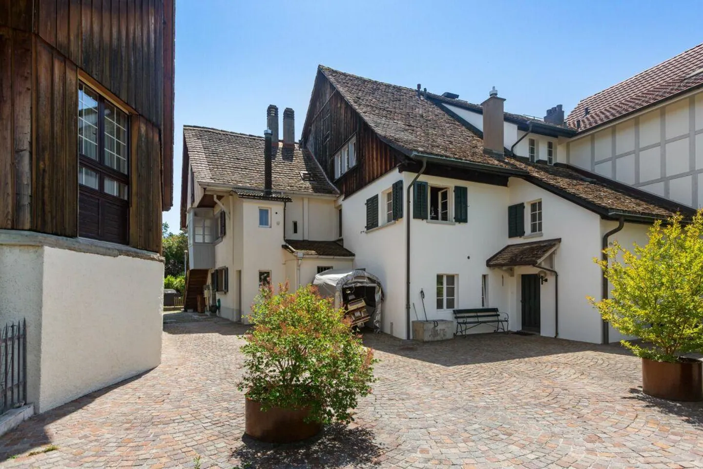 Historisches Renditeobjekt in Zollikon - Foto 2 von 14