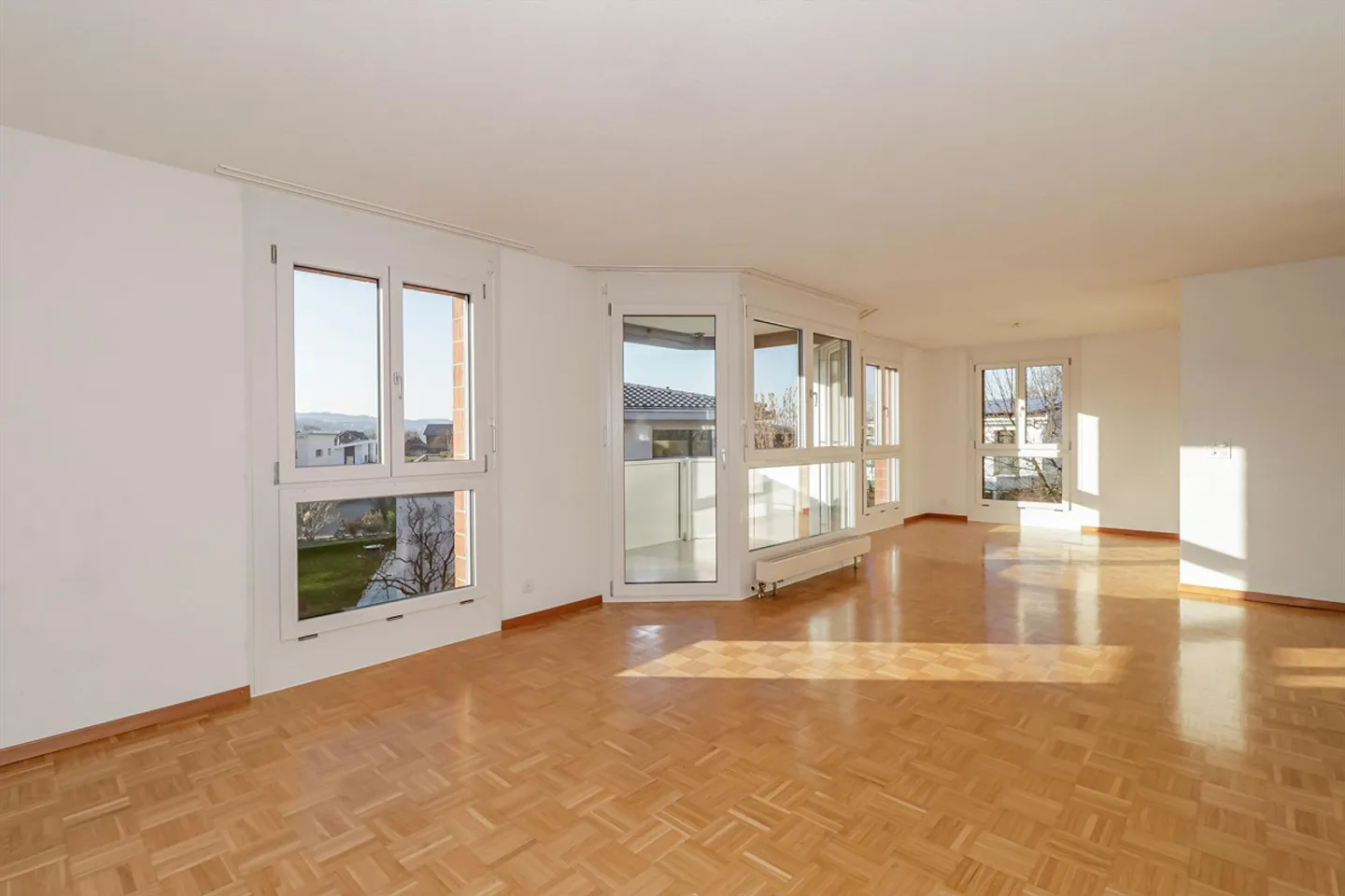 Bellissimo appartamento di 4½ stanze vicino al lago - Foto 4 di 13