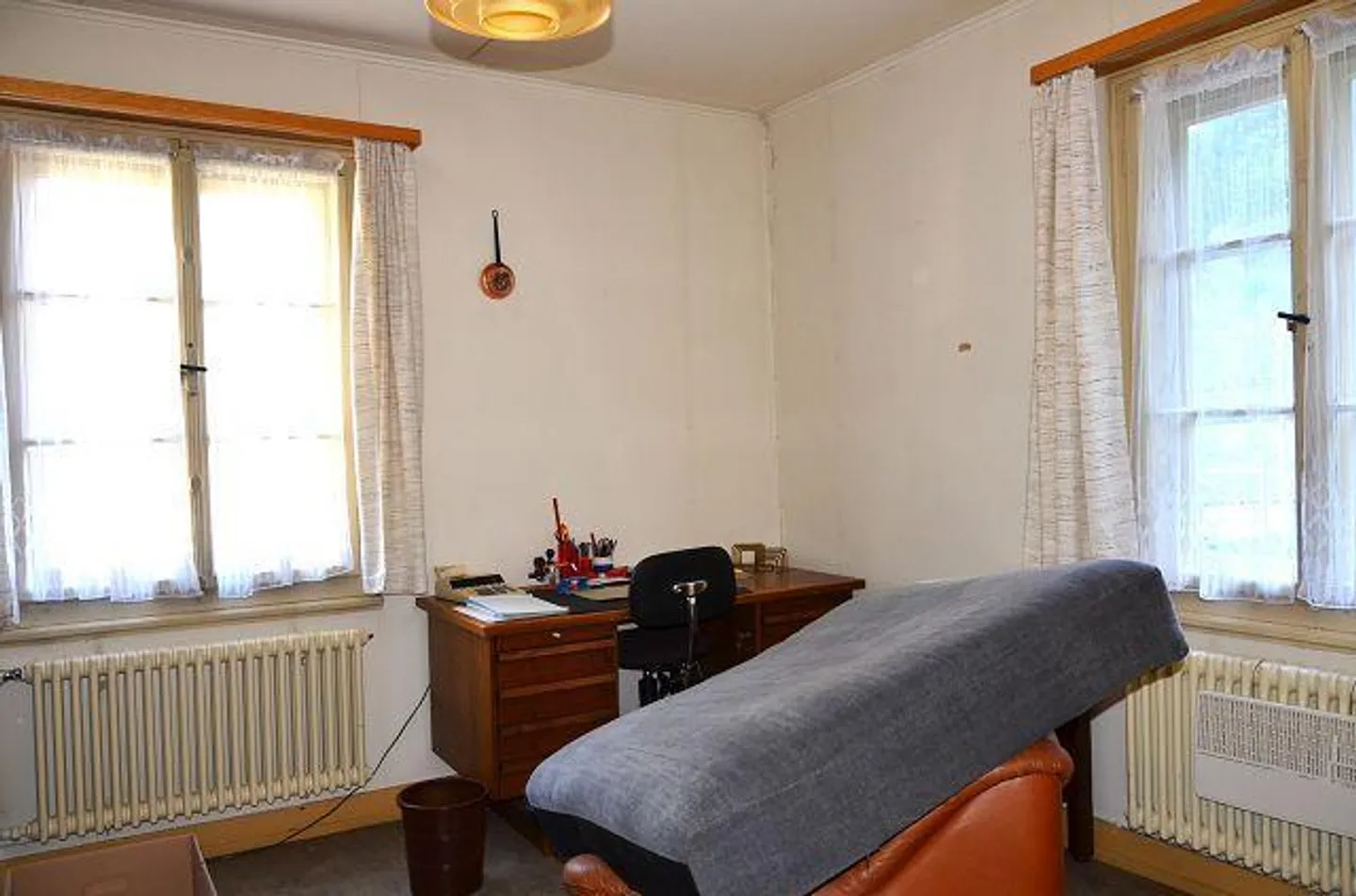 «Casa plurifamiliare di 3 app. anche a reddito da rinnovare con giardino / 3-Familienhaus zum Ausbauen mit Garten» - Foto 12 di 38
