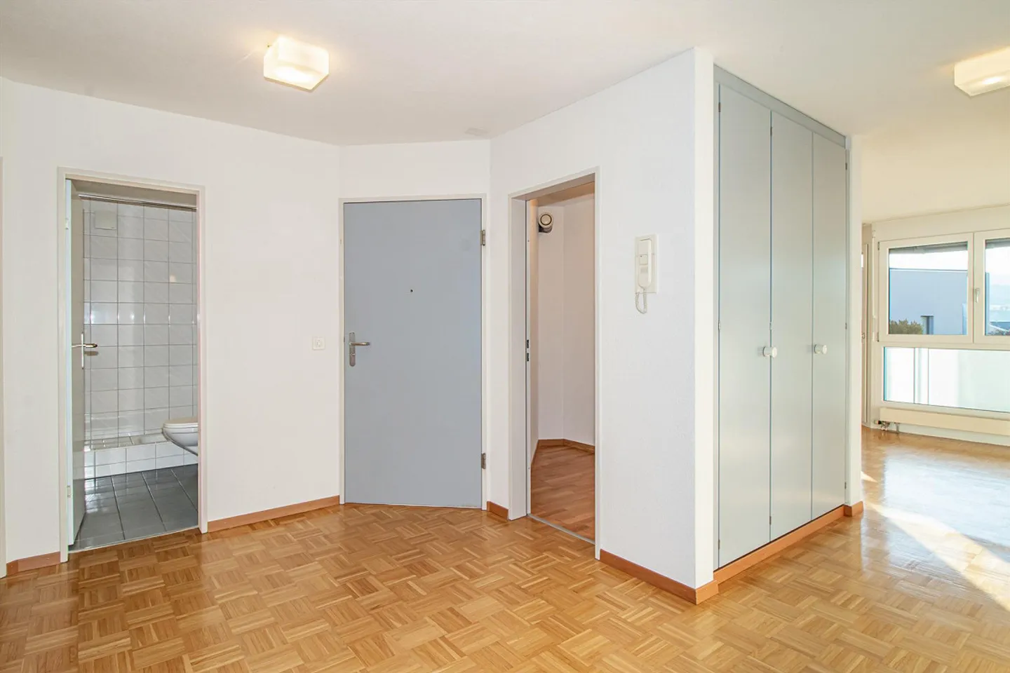 Bellissimo appartamento di 4½ stanze vicino al lago - Foto 5 di 13