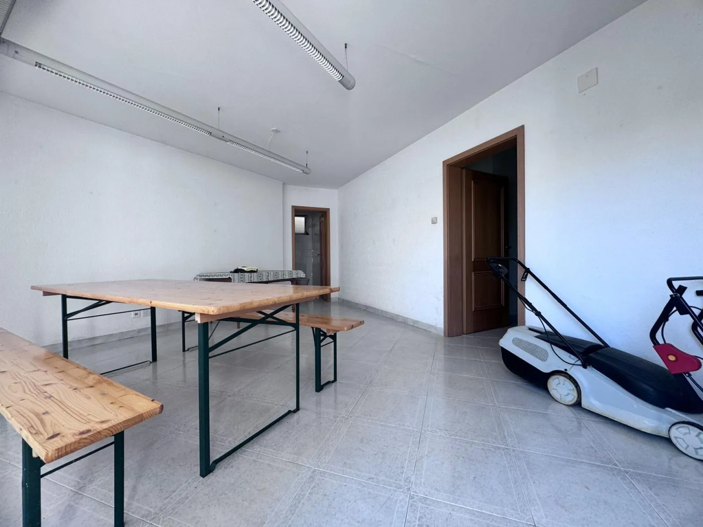 Casa multifamiliare ben tenuta in ottime condizioni, inquilini solidi, bella posizione - Foto 30 di 35